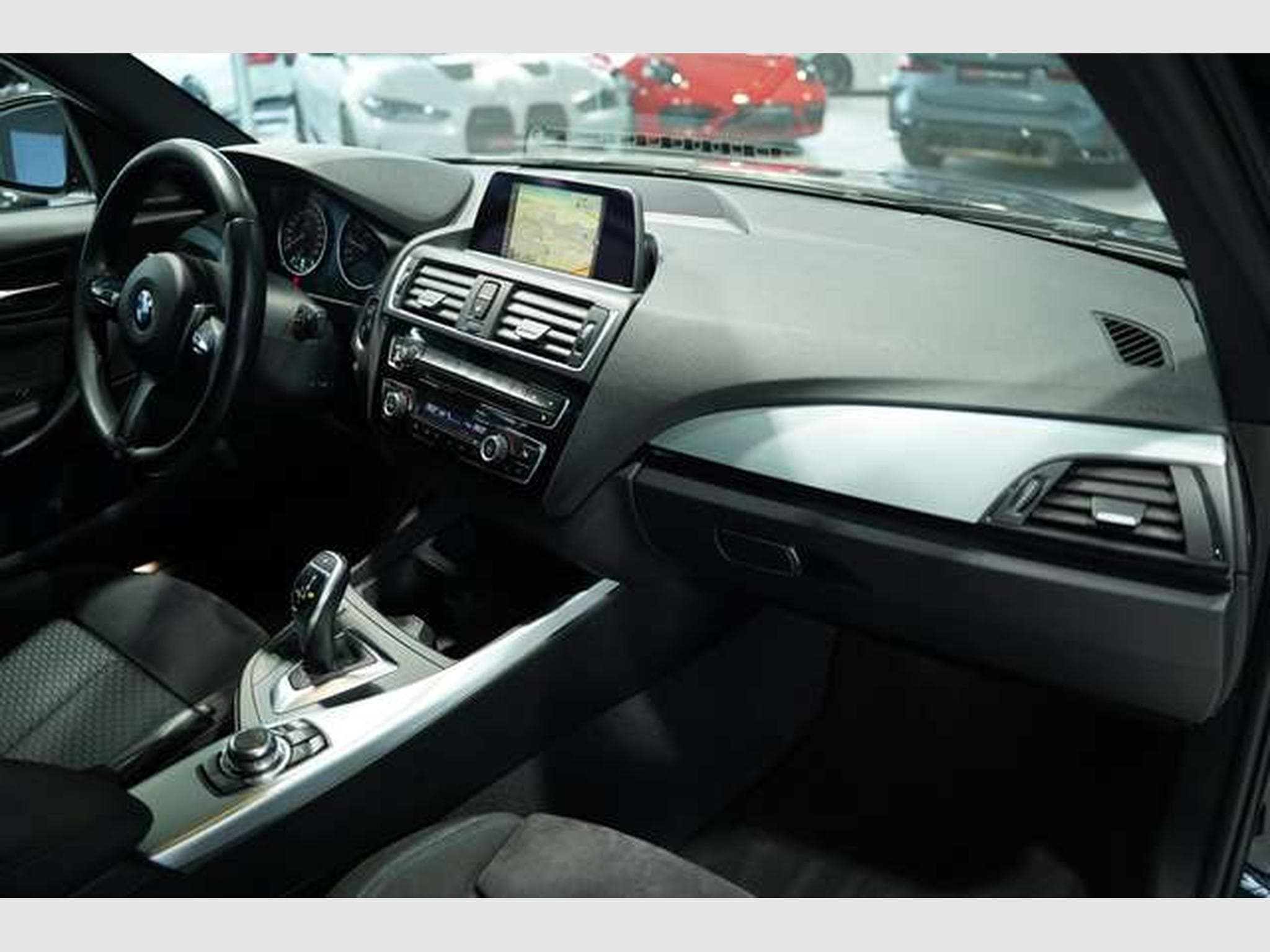BMW M135 xDrive *H&K *PDC *AHK *Business-Paket (2016) - Foto 16