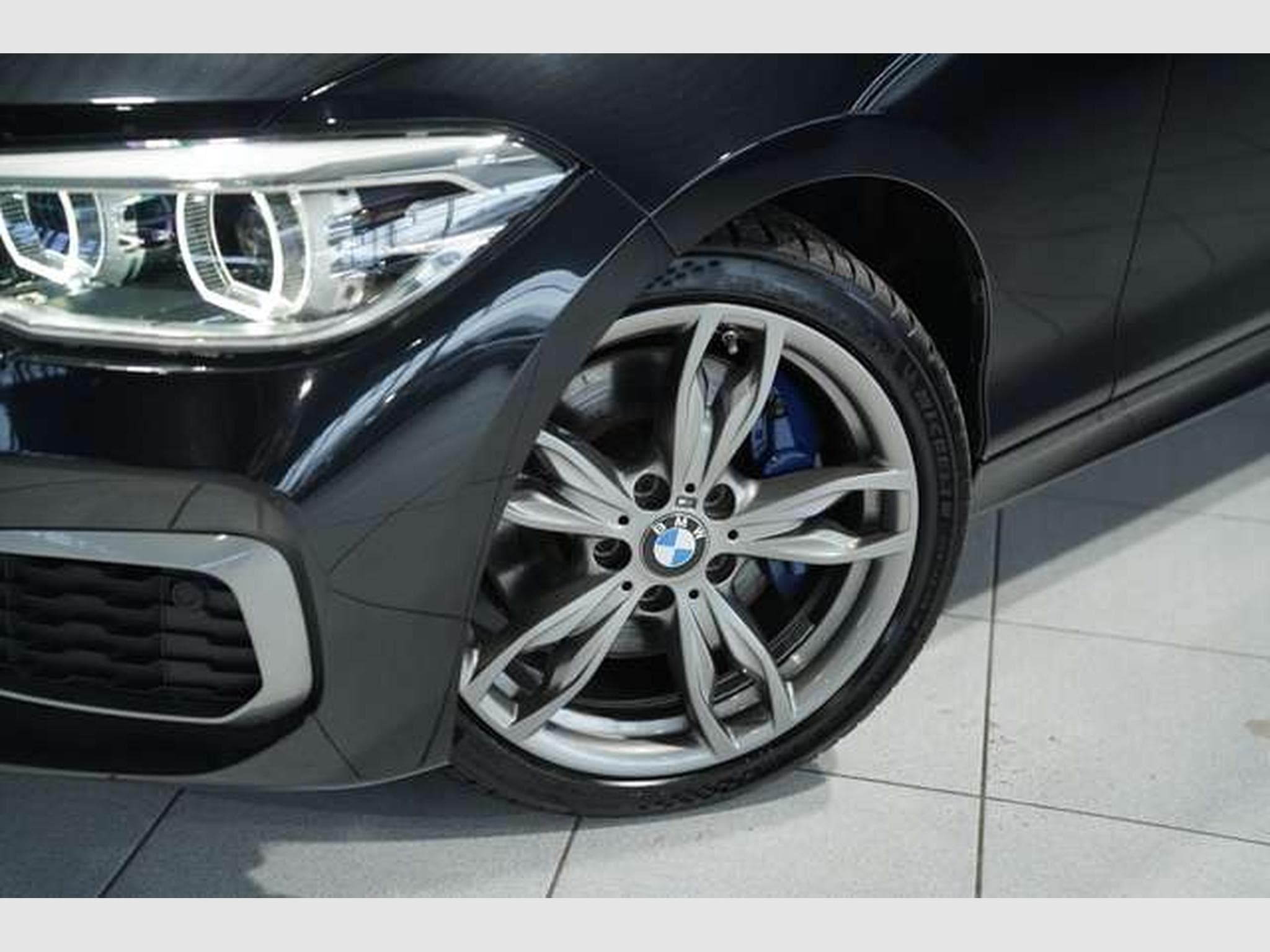 BMW M135 xDrive *H&K *PDC *AHK *Business-Paket (2016) - Foto 2
