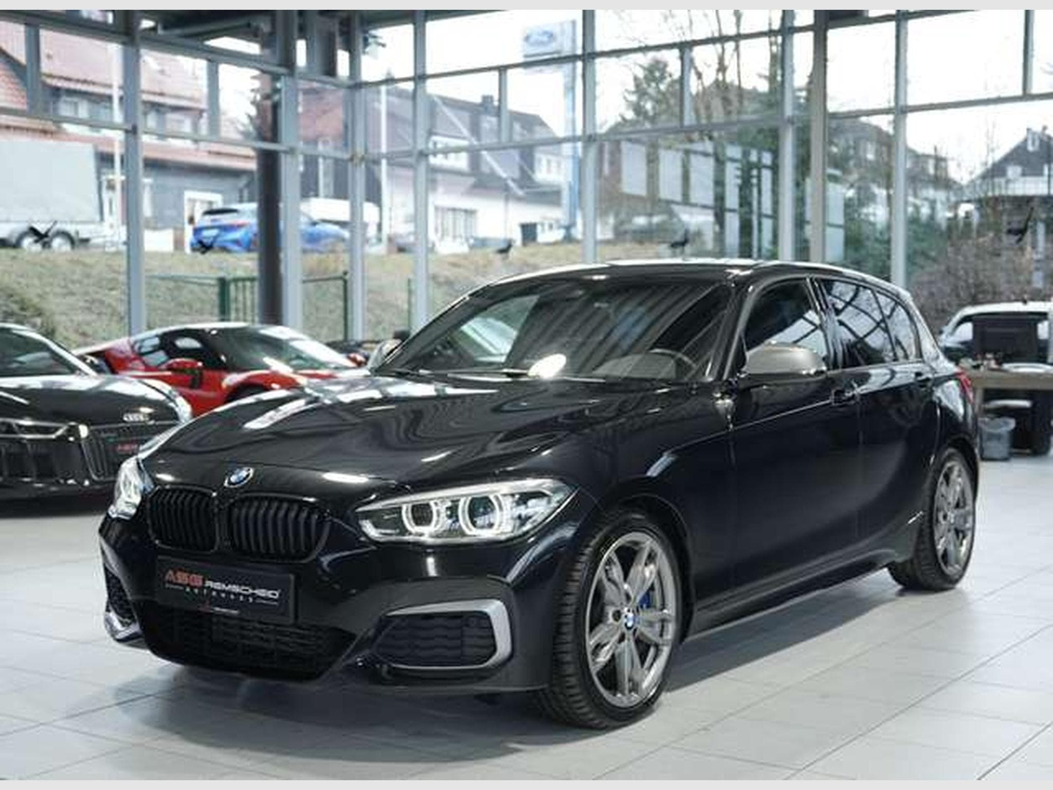 BMW M135 xDrive *H&K *PDC *AHK *Business-Paket (2016) - Foto 4