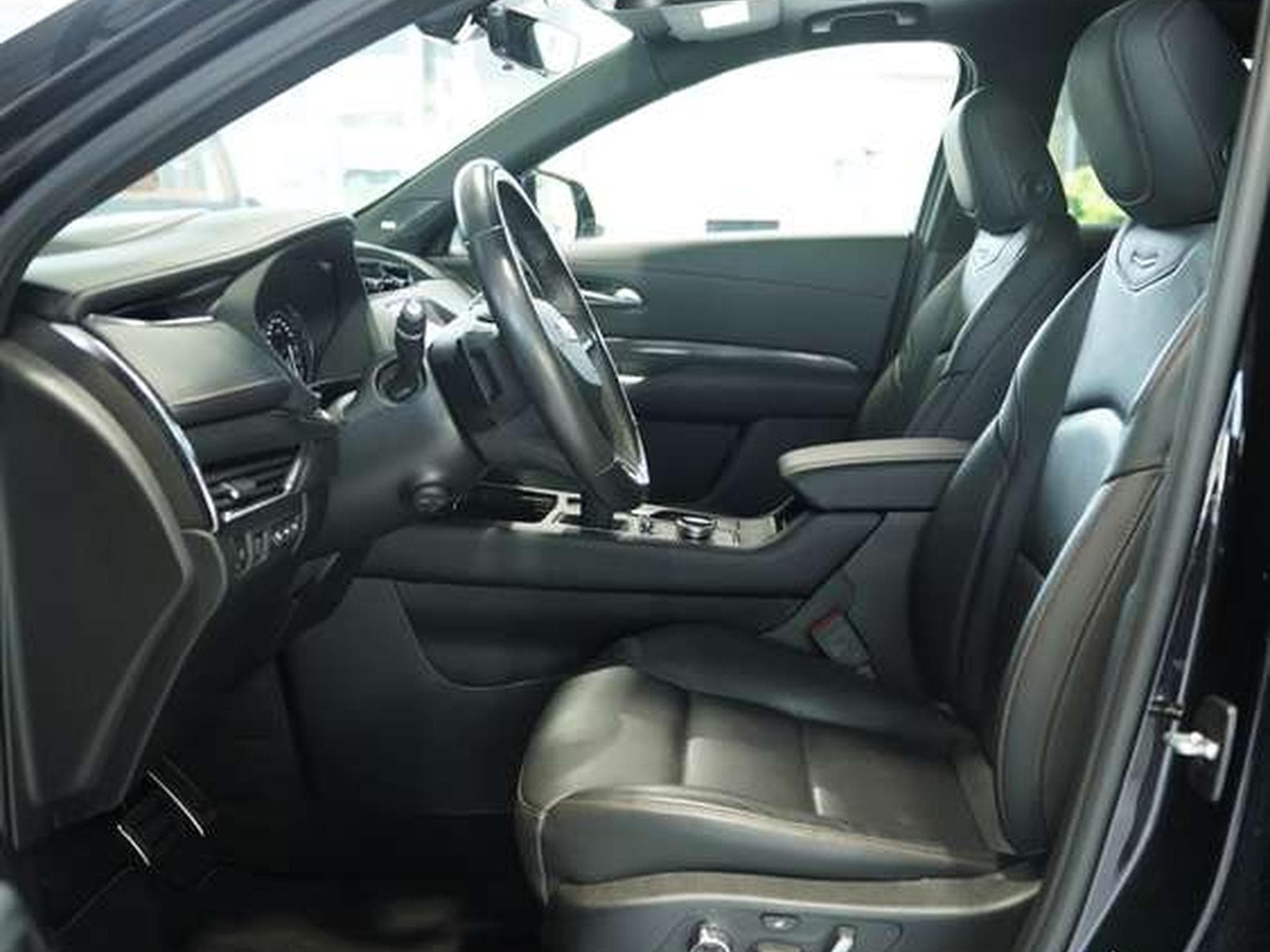 Cadillac XT4 Luxury 4WD *1.Hand *Memory *Leder *Digital (2022) - Foto 24