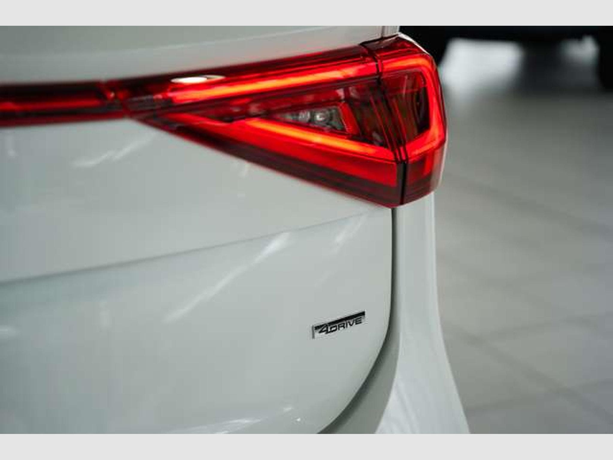 SEAT Tarraco Xcellence 4D *20 *7-Sitz*AHK*Pano*MEMO (2019) - Foto 11