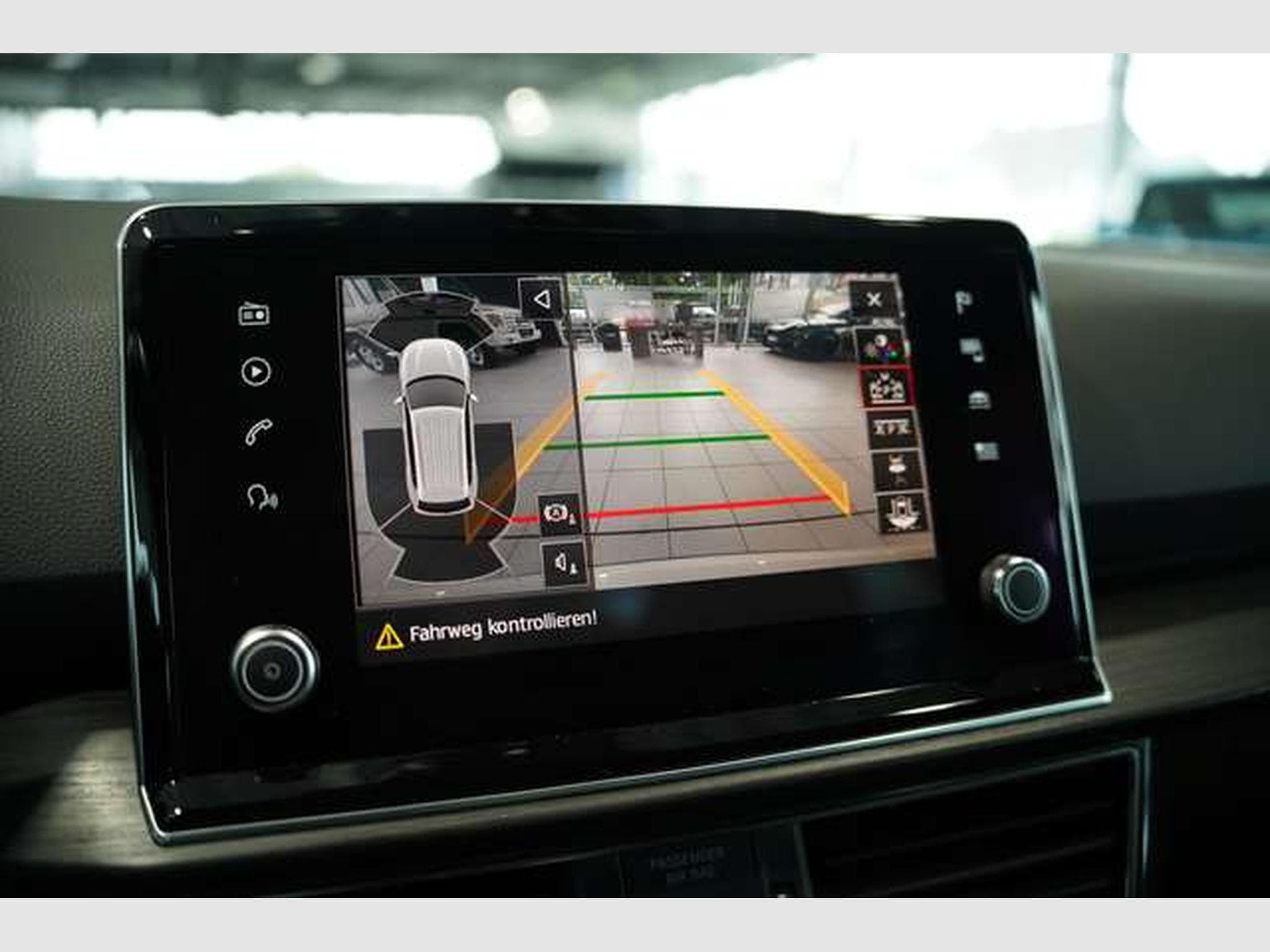 SEAT Tarraco Xcellence 4D *20 *7-Sitz*AHK*Pano*MEMO (2019) - Foto 4
