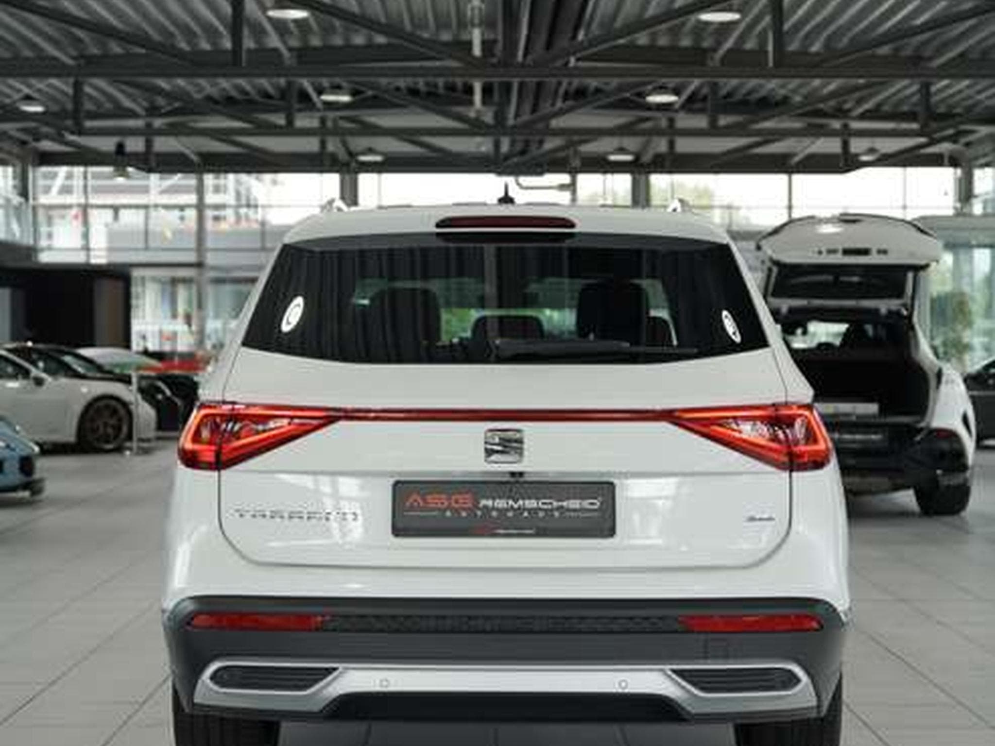 SEAT Tarraco Xcellence 4D *20 *7-Sitz*AHK*Pano*MEMO (2019) - Foto 8