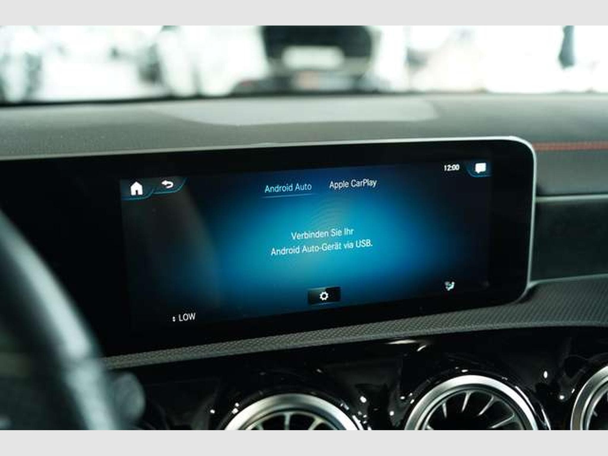 Mercedes CLA 200 Lim AMG Line 2.H *Pano*Digital*AHK*Night (2019) - Foto 42