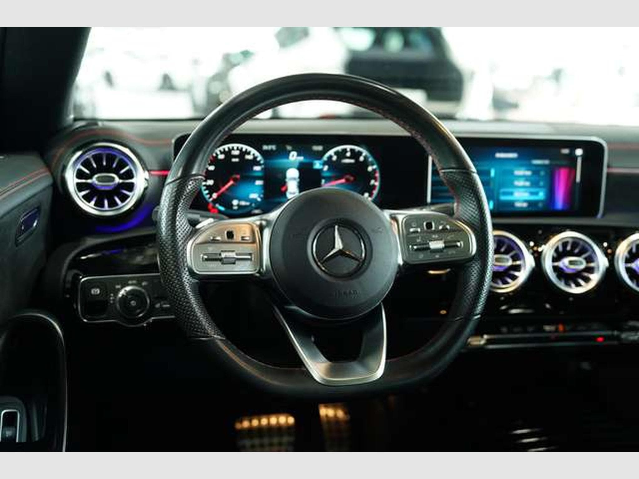 Mercedes CLA 200 Lim AMG Line 2.H *Pano*Digital*AHK*Night (2019) - Foto 49