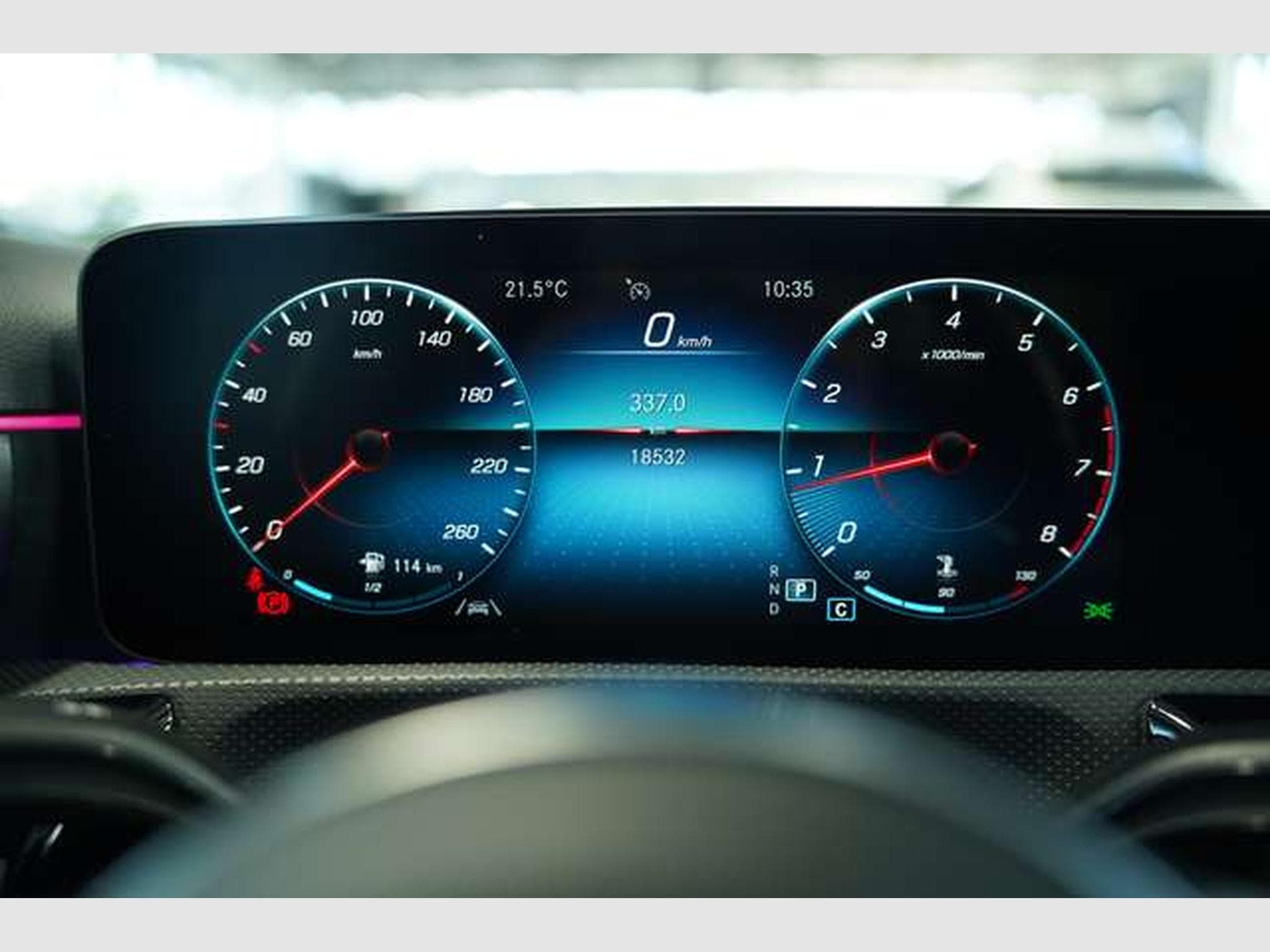 Mercedes A 200 Limousine AMG Line *2.H *19 *Night*Kamera (2022) - Foto 40