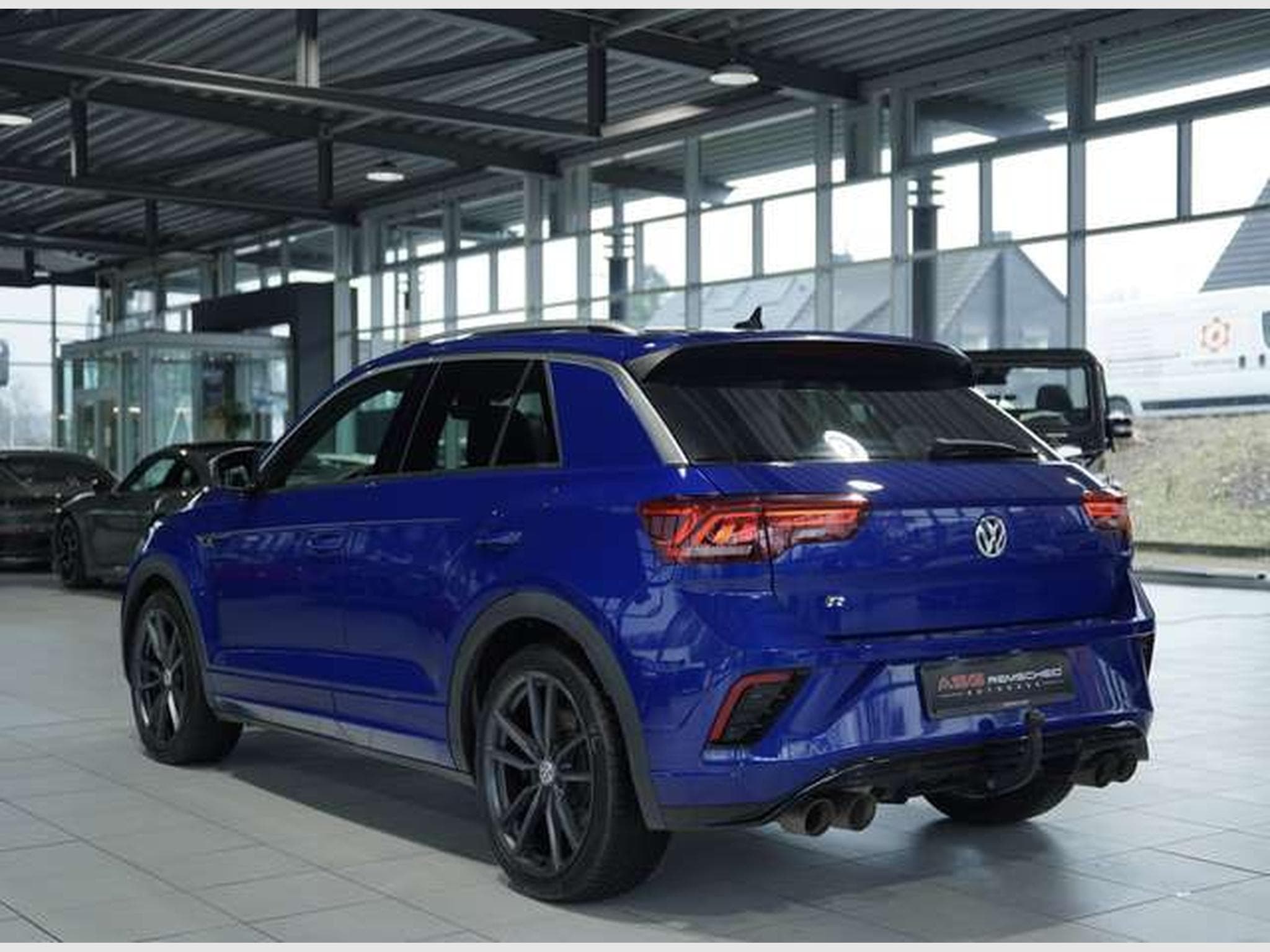 VW T-Roc R 4M *2.H *19 *ACC *AKRA *Pano *AHK *DCC (2020) - Foto 10