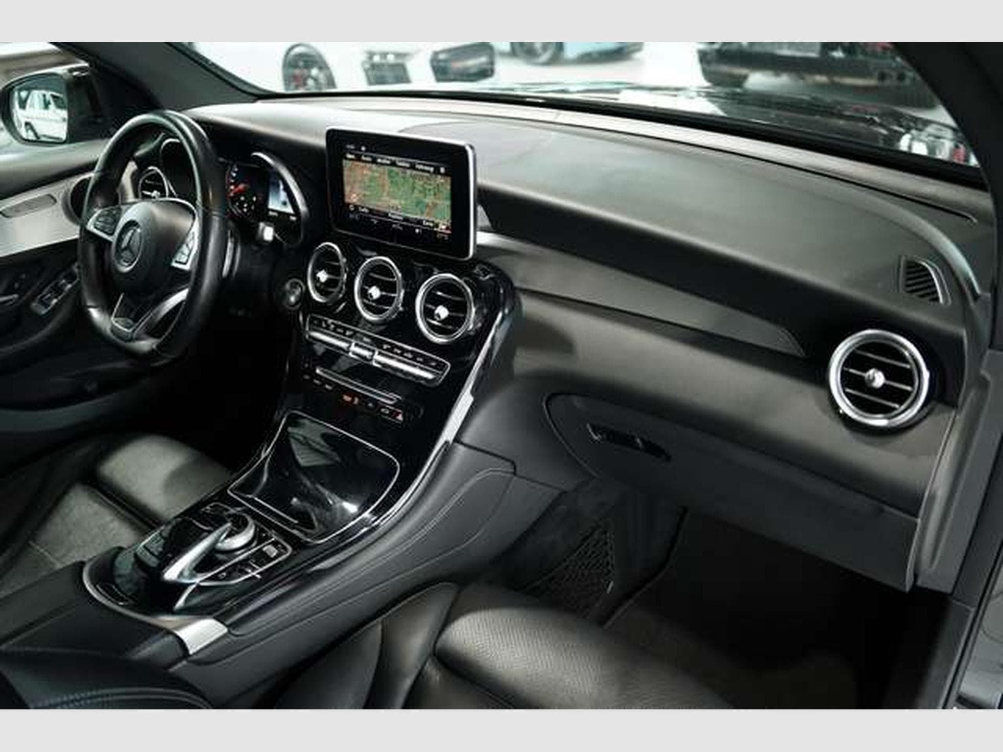 Mercedes GLC 250 4M AMG Line *19*GSD*Ambiente*Kamera*SHZ (2018) - Foto 14