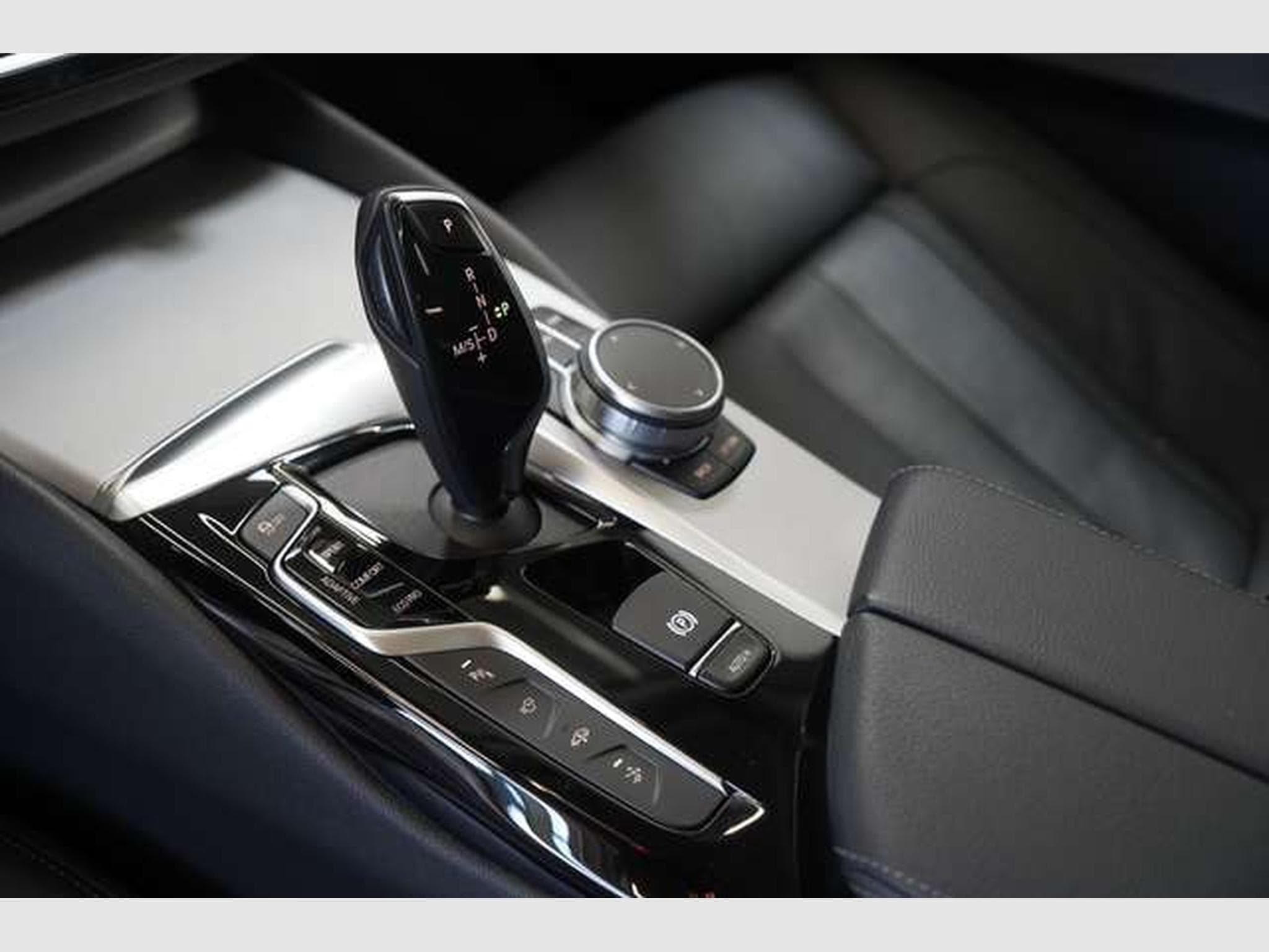 BMW 630 d xDrive *18 *Pano *Live *H-UP (2020) - Foto 26