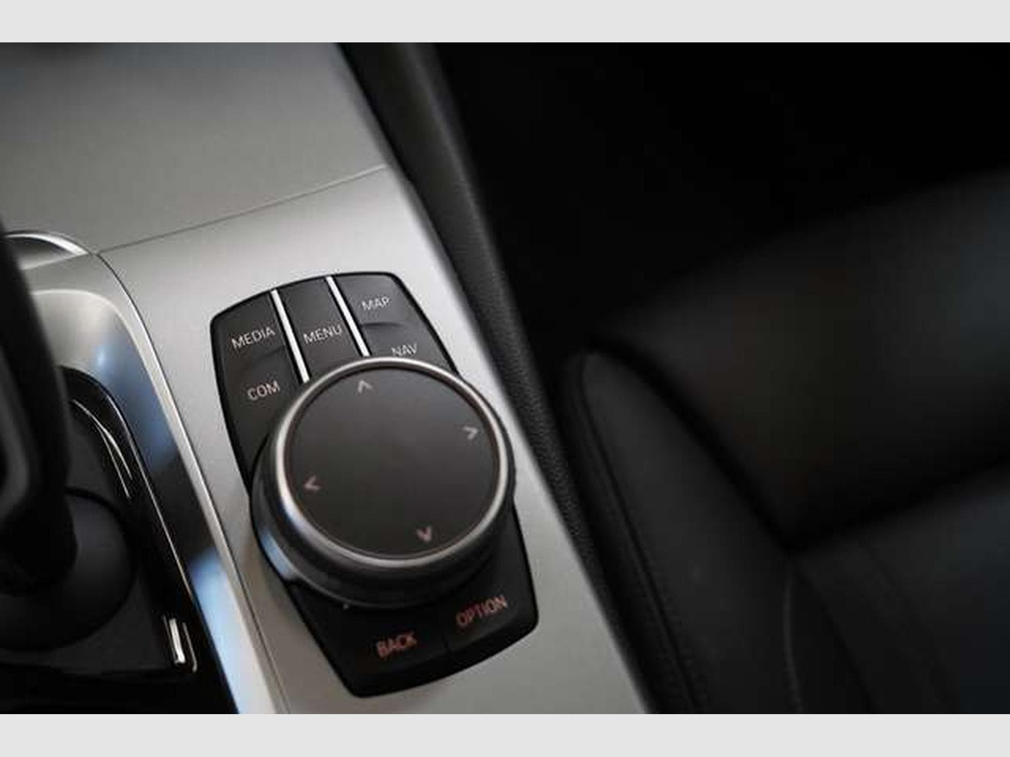 BMW 630 d xDrive *18 *Pano *Live *H-UP (2020) - Foto 28