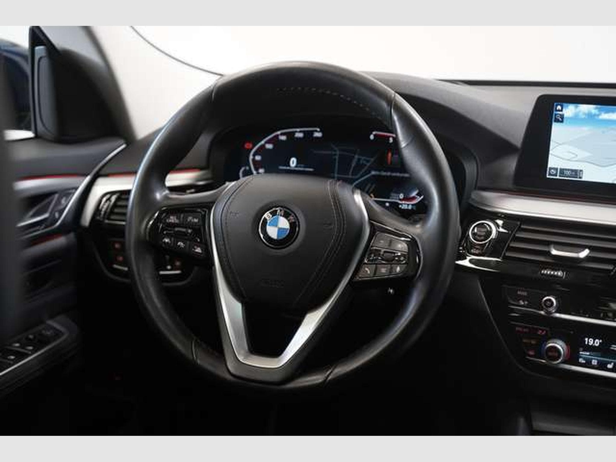 BMW 630 d xDrive *18 *Pano *Live *H-UP (2020) - Foto 41
