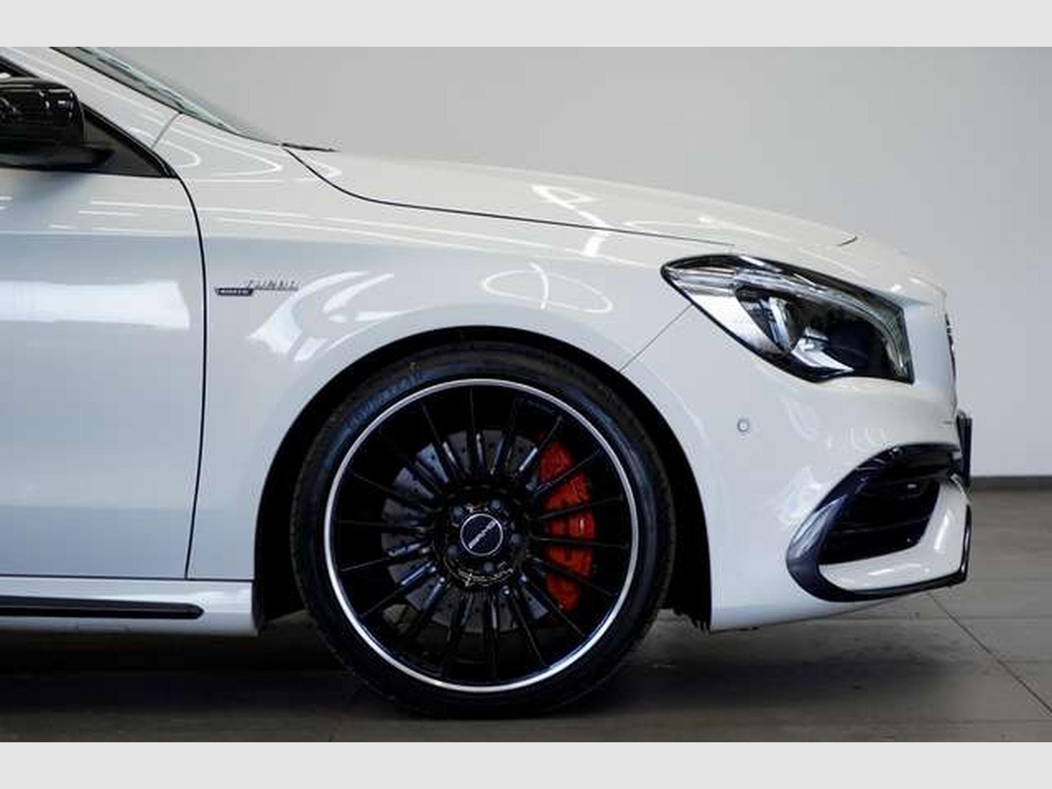 Mercedes CLA 45 AMG Schale *Pano S-Abgas * (2016) - Foto 7