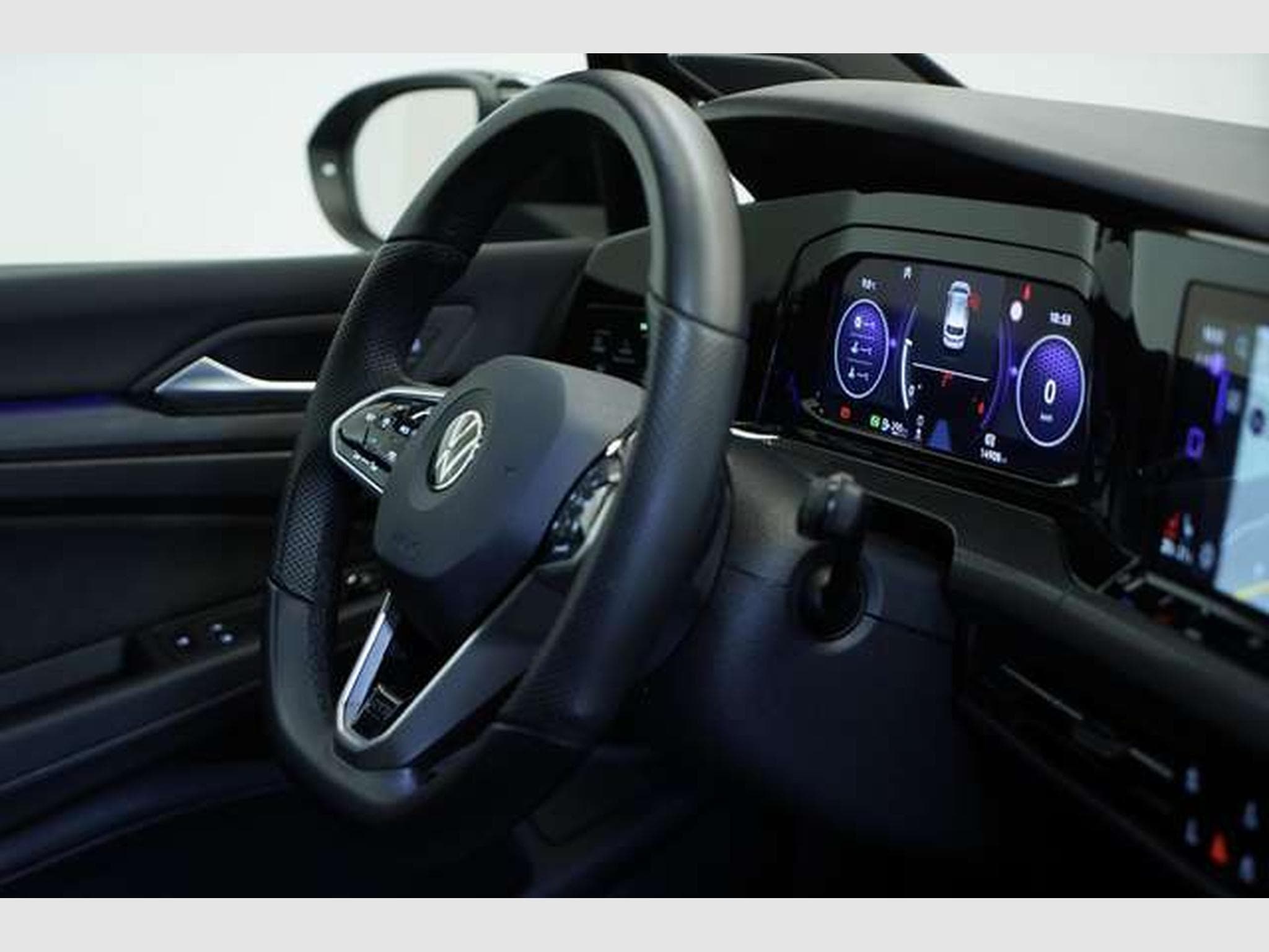VW Golf 8 GTD DSG BlackStyle *19 *ACC*Pano*Kam (2022) - Foto 17