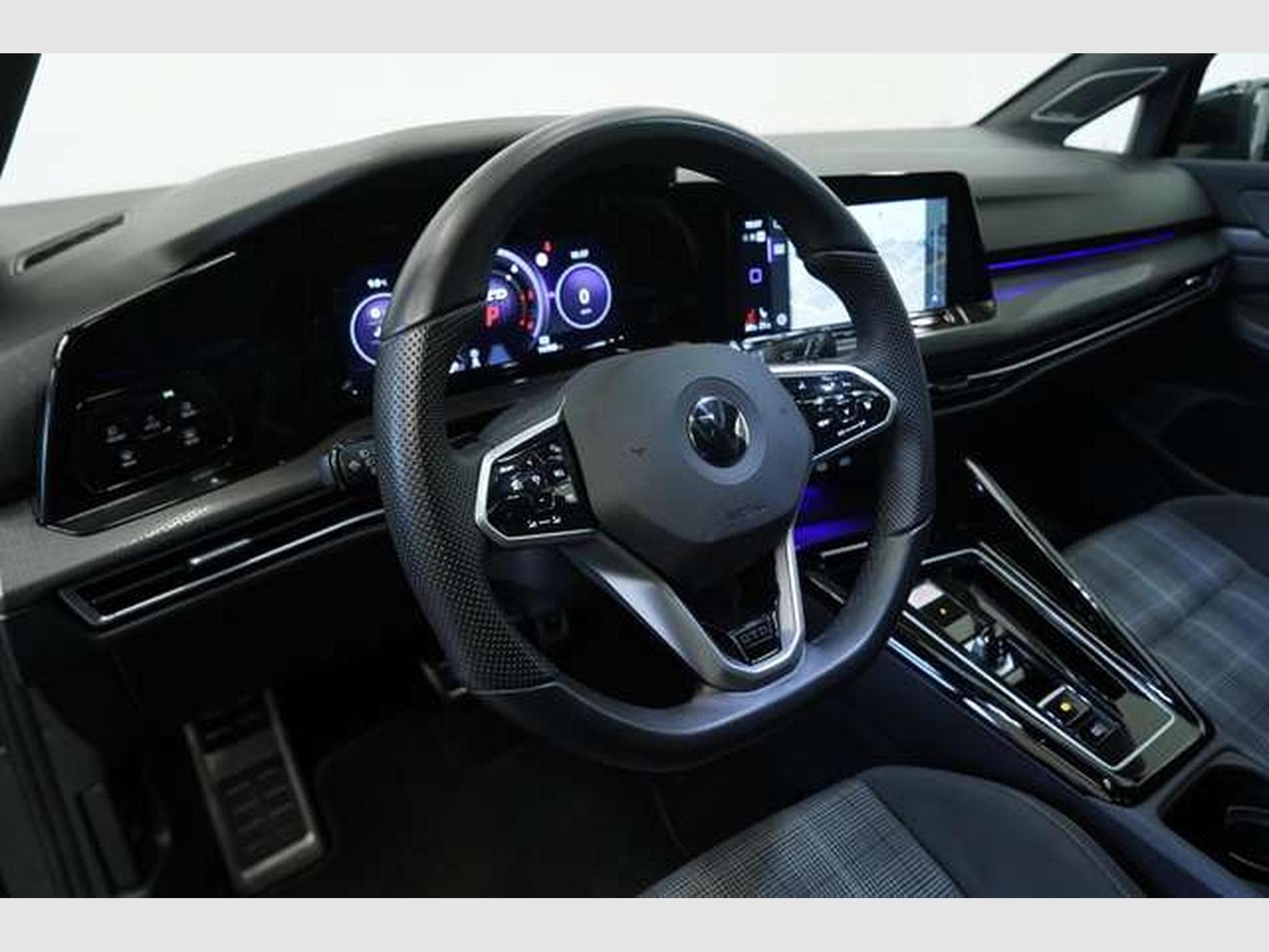 VW Golf 8 GTD DSG BlackStyle *19 *ACC*Pano*Kam (2022) - Foto 20