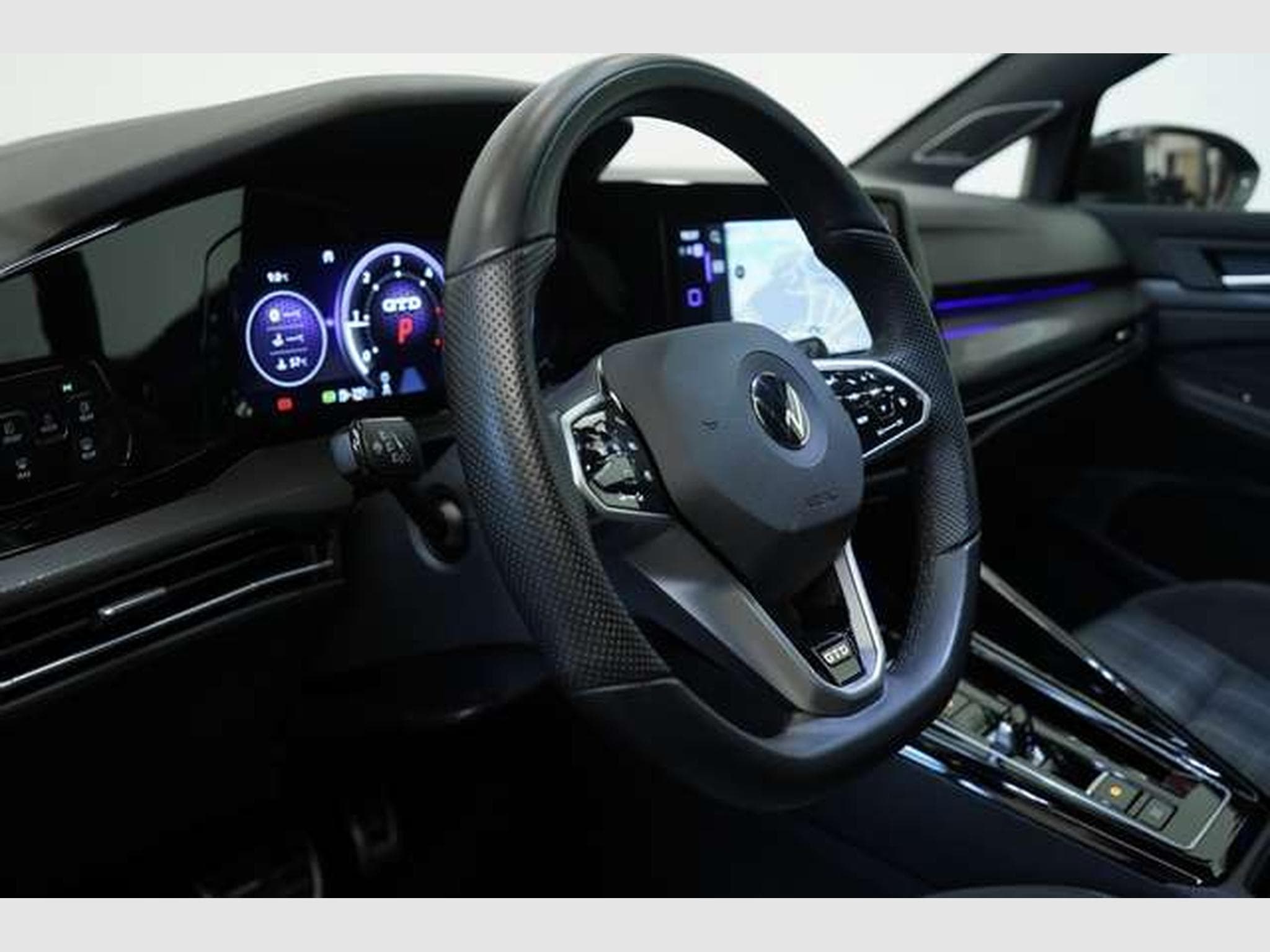 VW Golf 8 GTD DSG BlackStyle *19 *ACC*Pano*Kam (2022) - Foto 21