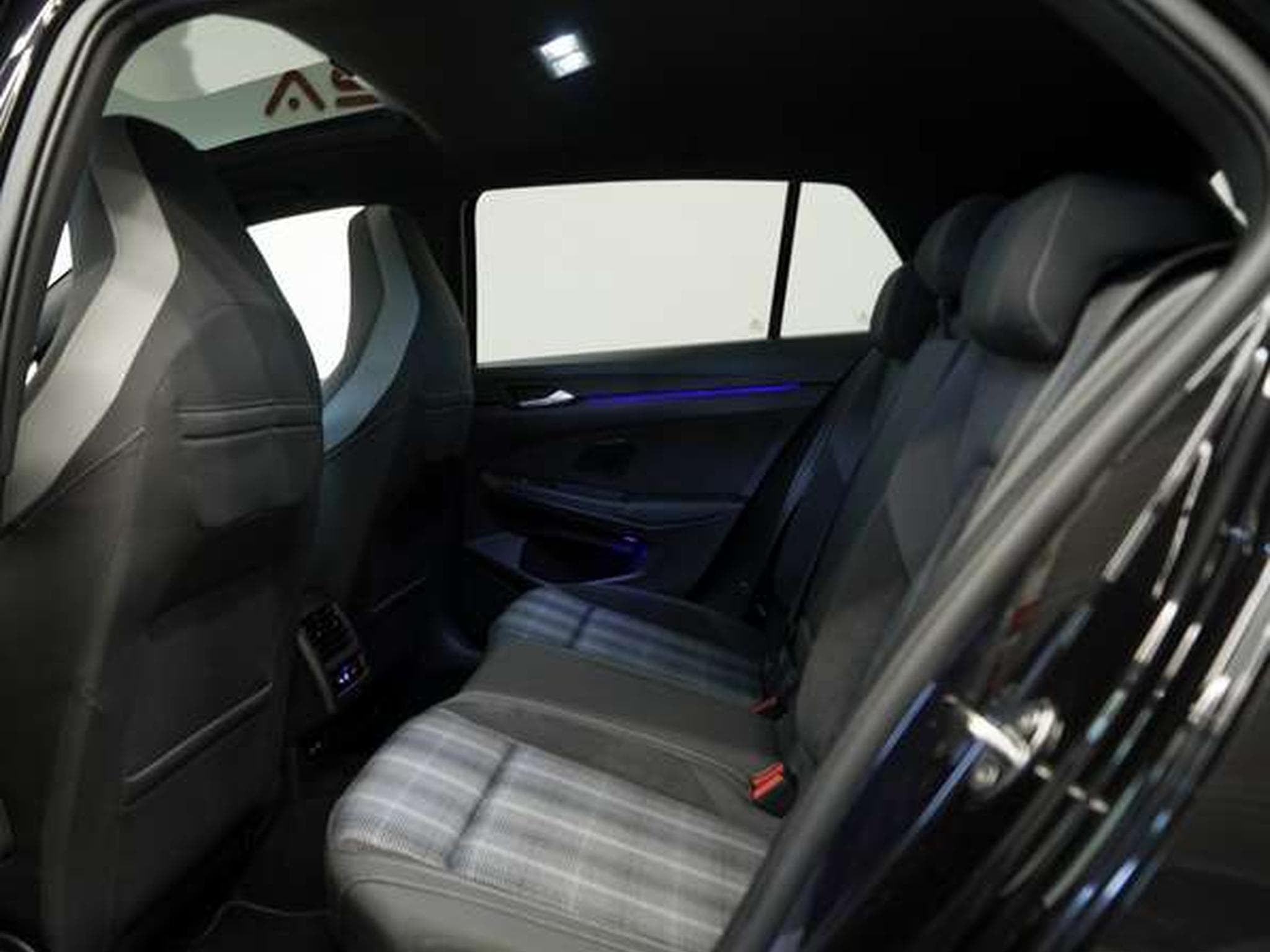VW Golf 8 GTD DSG BlackStyle *19 *ACC*Pano*Kam (2022) - Foto 38