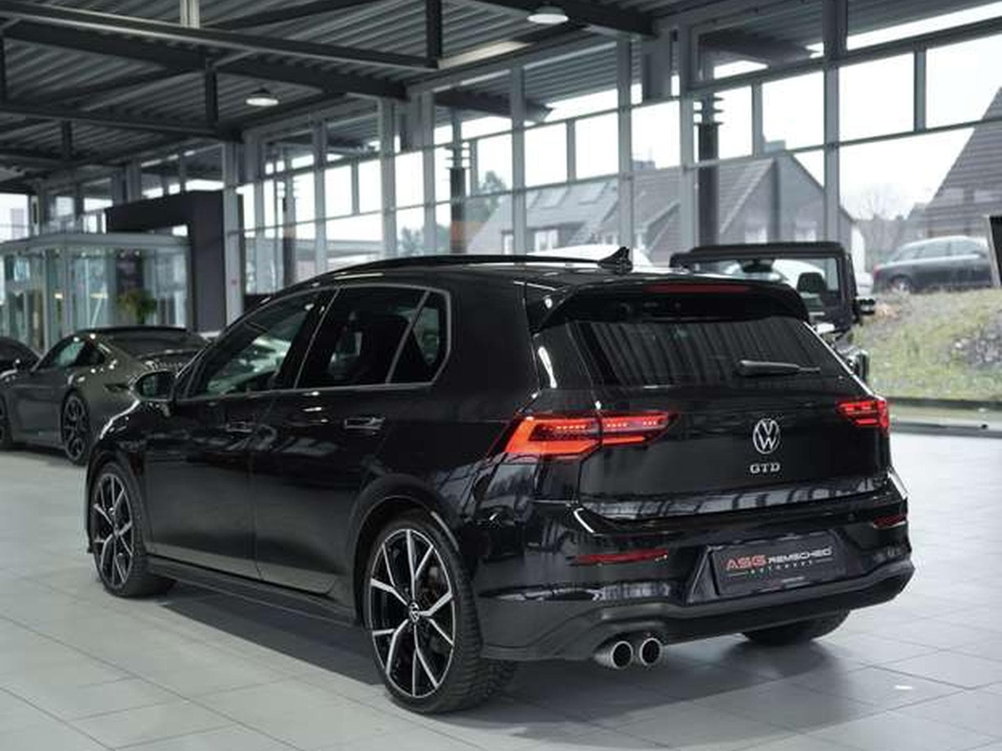 VW Golf 8 GTD DSG BlackStyle *19 *ACC*Pano*Kam (2022) - Foto 9