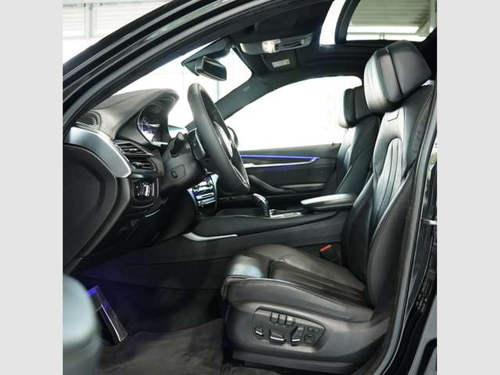 BMW X6 xD 40 d M Sportpaket *Kam *H-UP *20 *Carbon (2015) - Foto 28