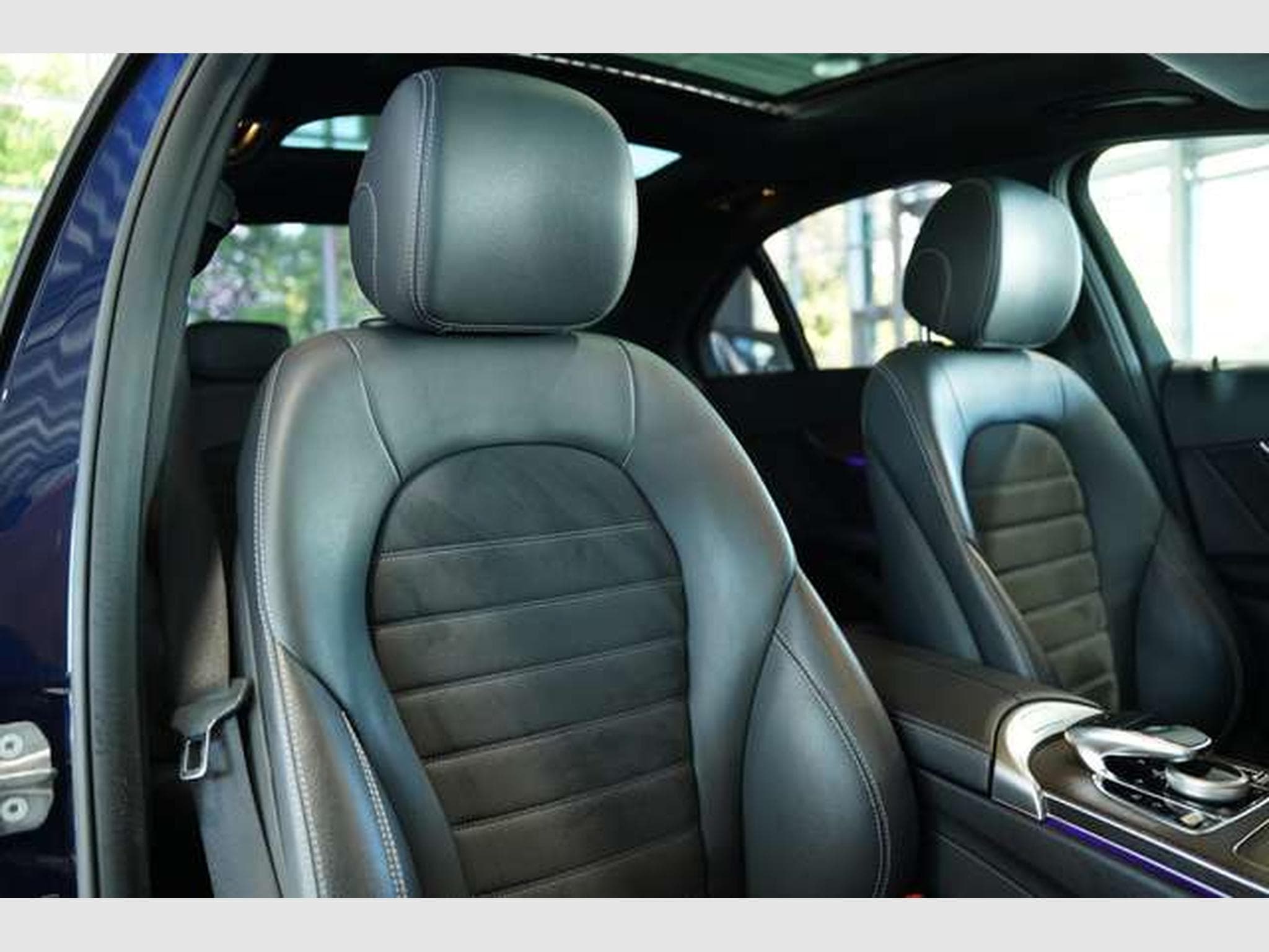 Mercedes C 300 Limousine AMG Line *2.H *19 *Pano *MB100 (2019) - Foto 21