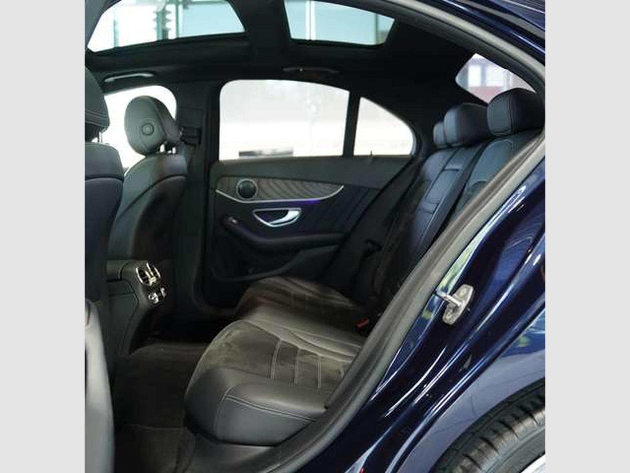Mercedes C 300 Limousine AMG Line *2.H *19 *Pano *MB100 (2019) - Foto 24