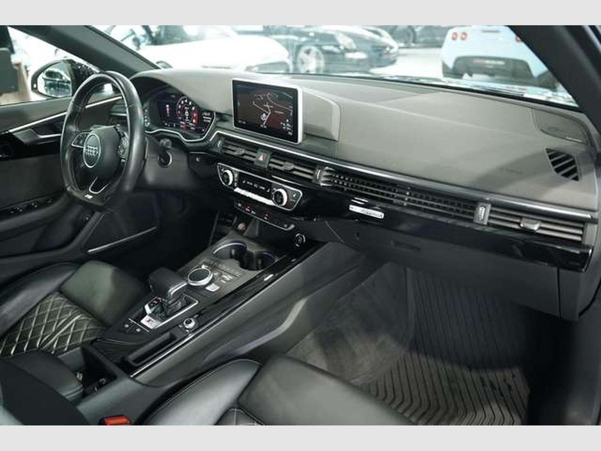 Audi S4 Avant 3.0 TFSI q. 2.H *B&O *MATRIX *S-Sitze (2017) - Photo 21