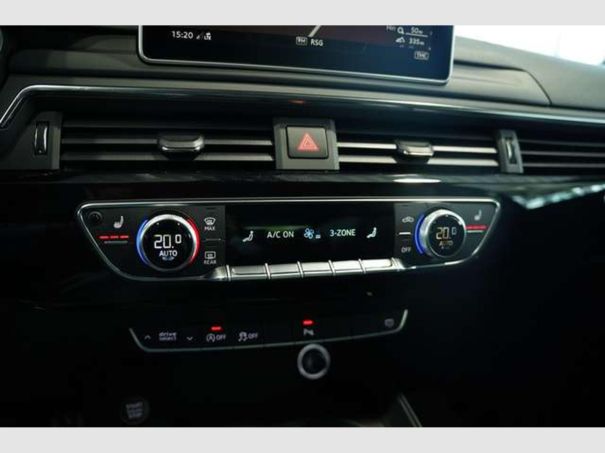 Audi S4 Avant 3.0 TFSI q. 2.H *B&O *MATRIX *S-Sitze (2017) - Photo 35