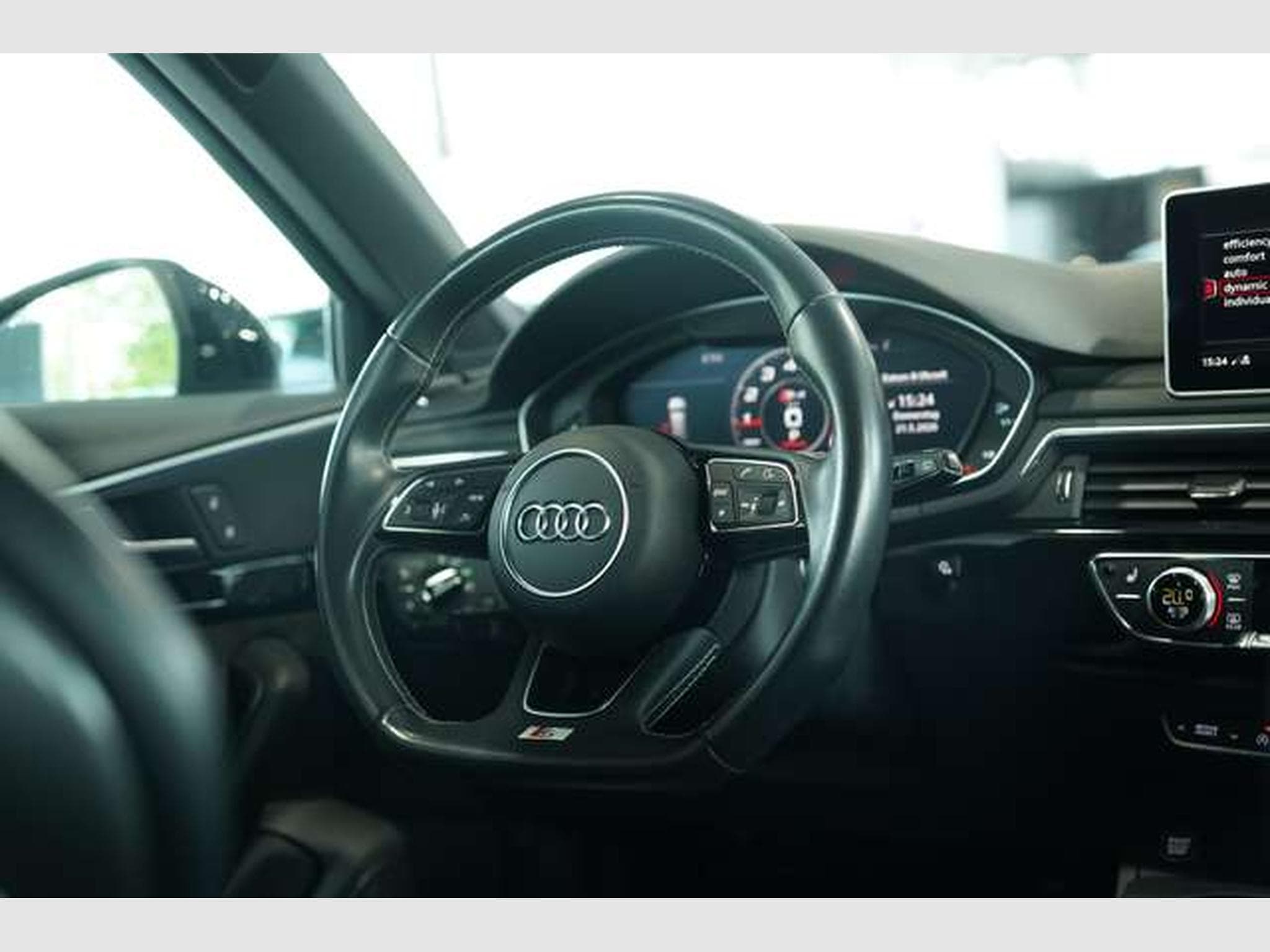 Audi S4 Avant 3.0 TFSI q. 2.H *B&O *MATRIX *S-Sitze (2017) - Photo 47