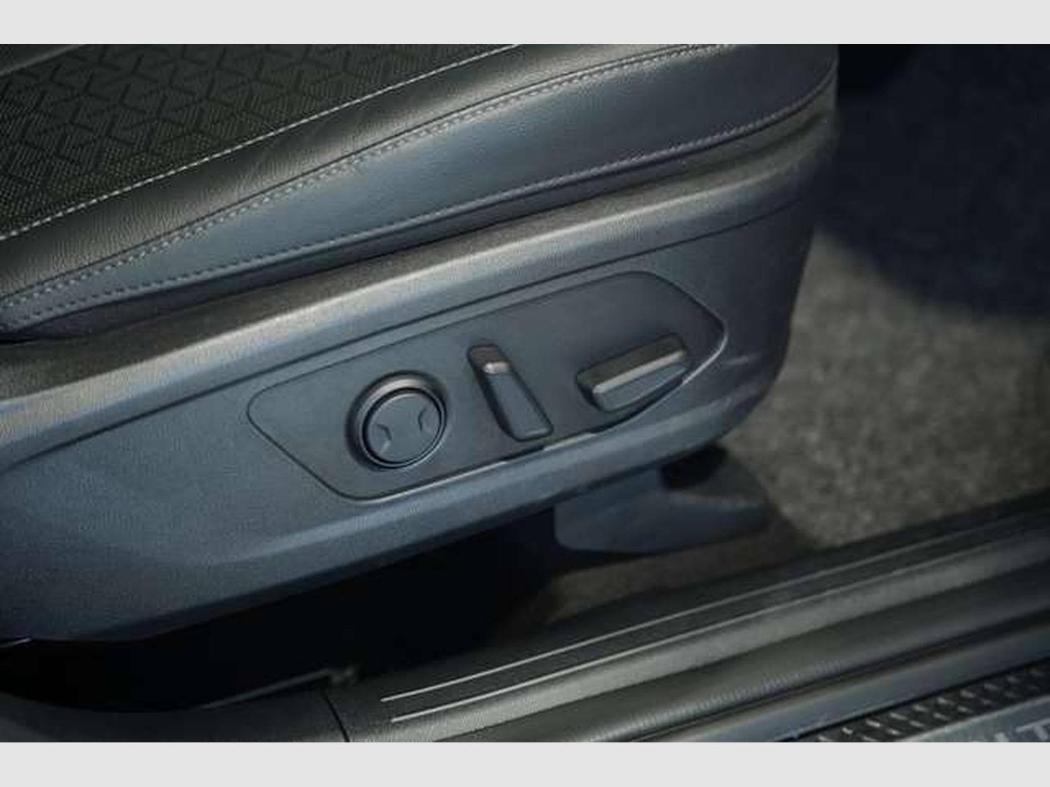 Kia Sorento 2.2 CRDi Vision 4WD 1.HD *7-Sitzer *ACC (2021) - Photo 17