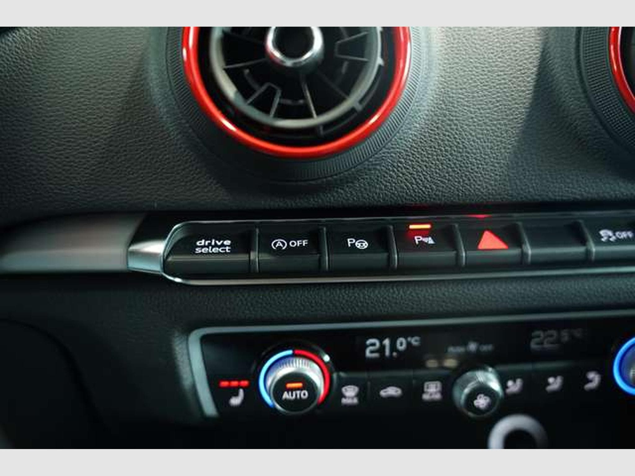 Audi S3 Sportback q. *S-AGA*Pano*Virtual*Schale*Kam (2019) - Foto 35