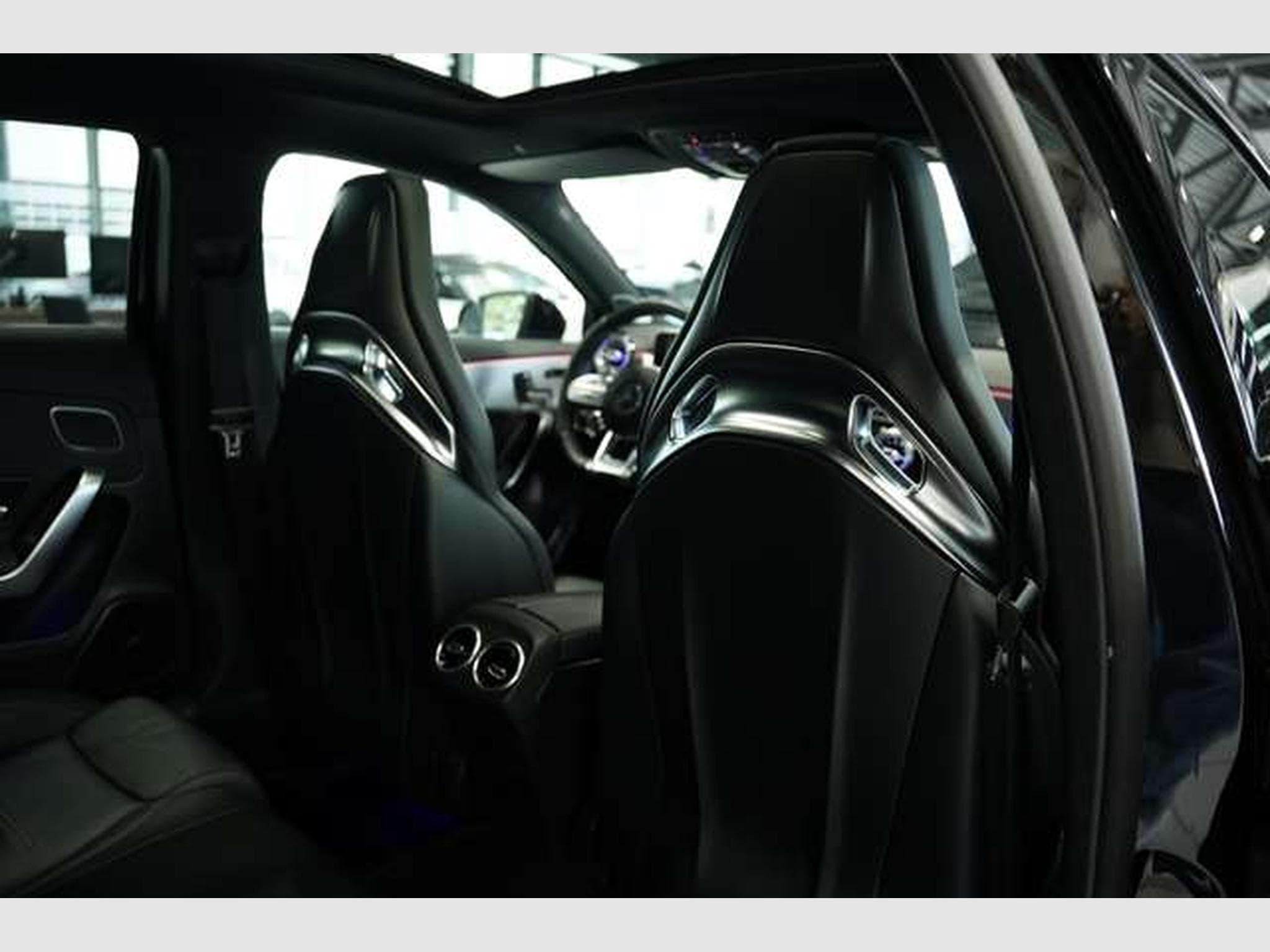 Mercedes A 35 AMG 4M *2.H *19 *Perf-Sitze *Pano *Night (2020) - Photo 23