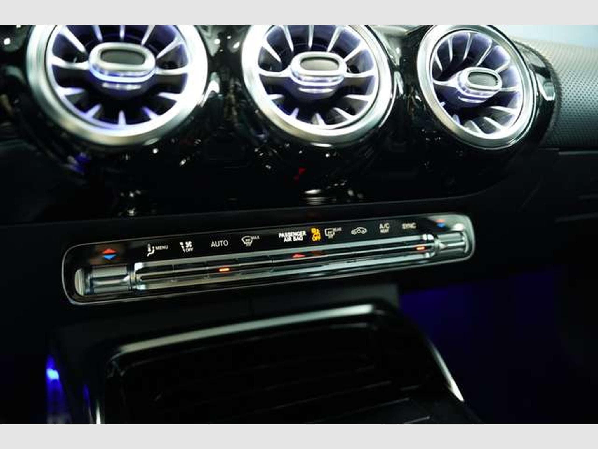Mercedes A 35 AMG 4M *2.H *19 *Perf-Sitze *Pano *Night (2020) - Photo 36