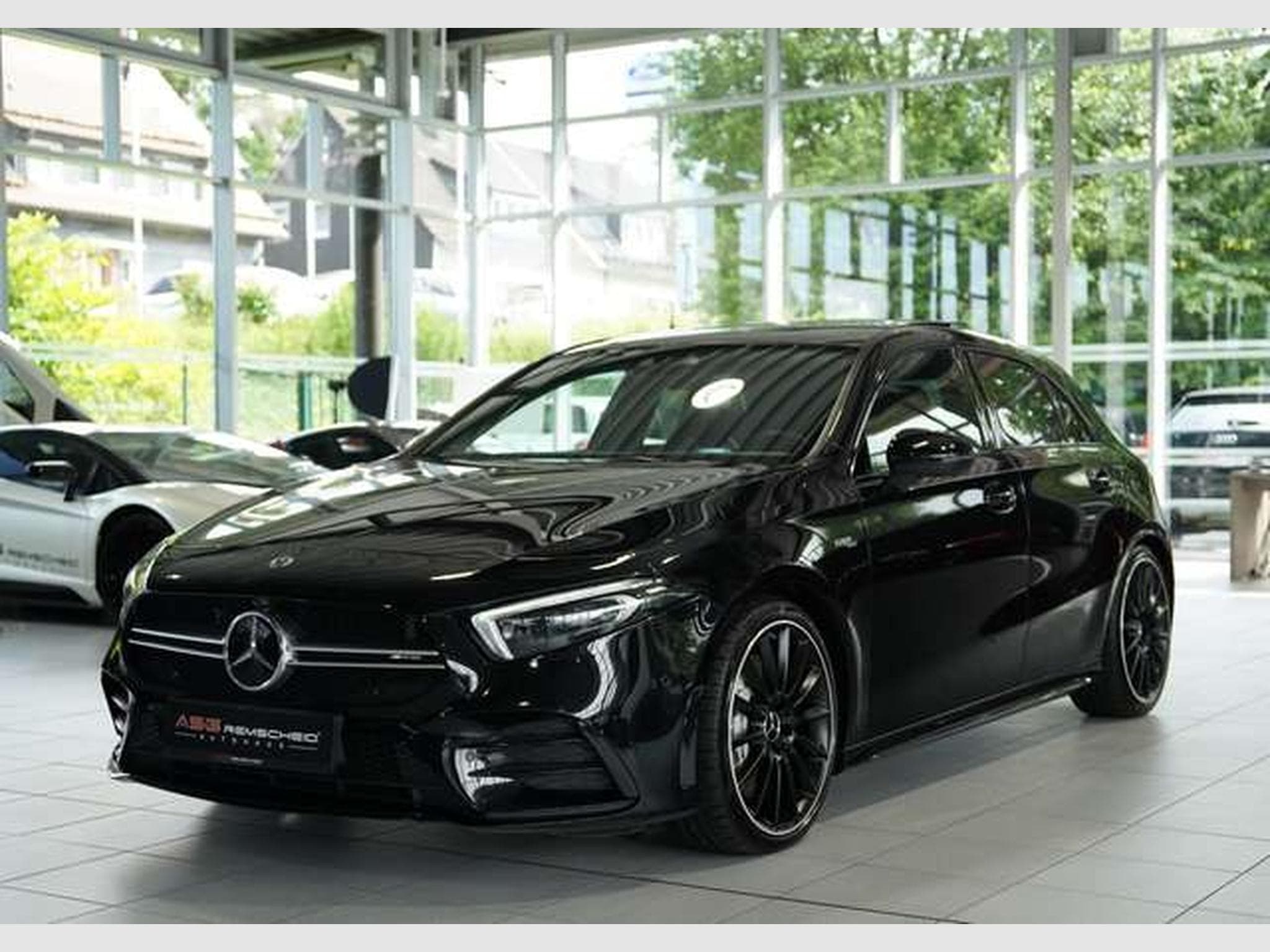 Mercedes A 35 AMG 4M *2.H *19 *Perf-Sitze *Pano *Night (2020) - Photo 4