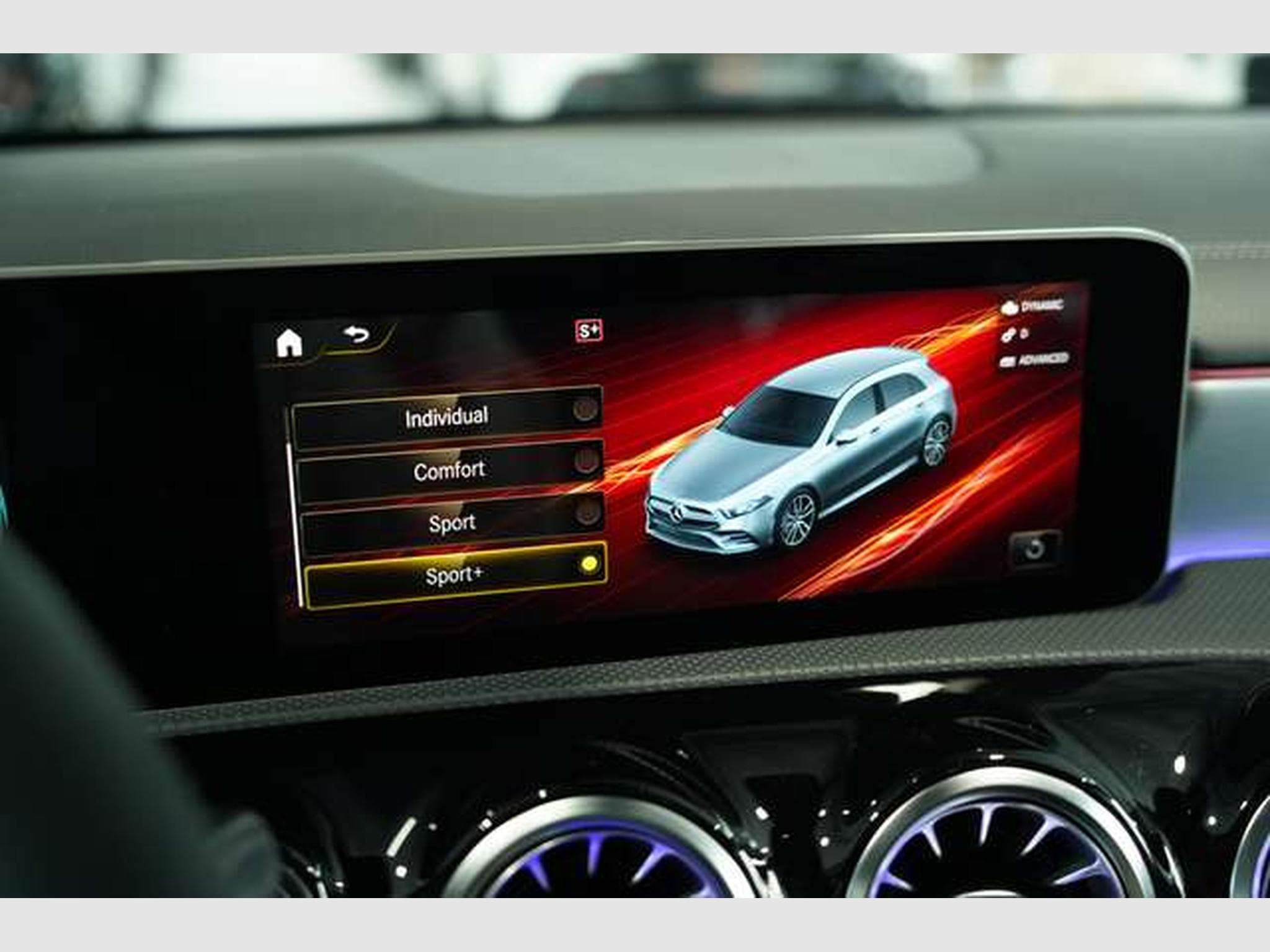 Mercedes A 35 AMG 4M *2.H *19 *Perf-Sitze *Pano *Night (2020) - Photo 42