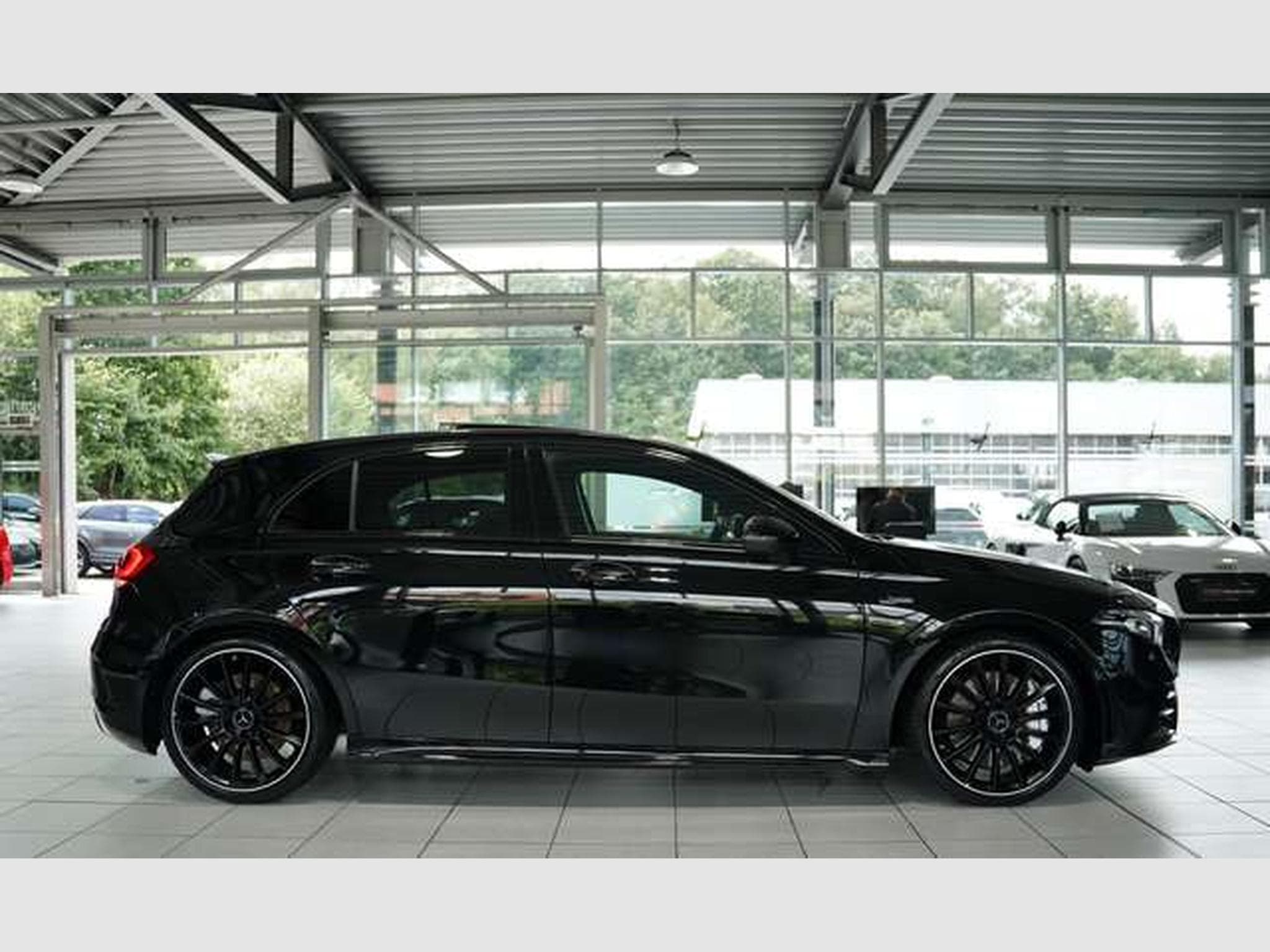 Mercedes A 35 AMG 4M *2.H *19 *Perf-Sitze *Pano *Night (2020) - Photo 6