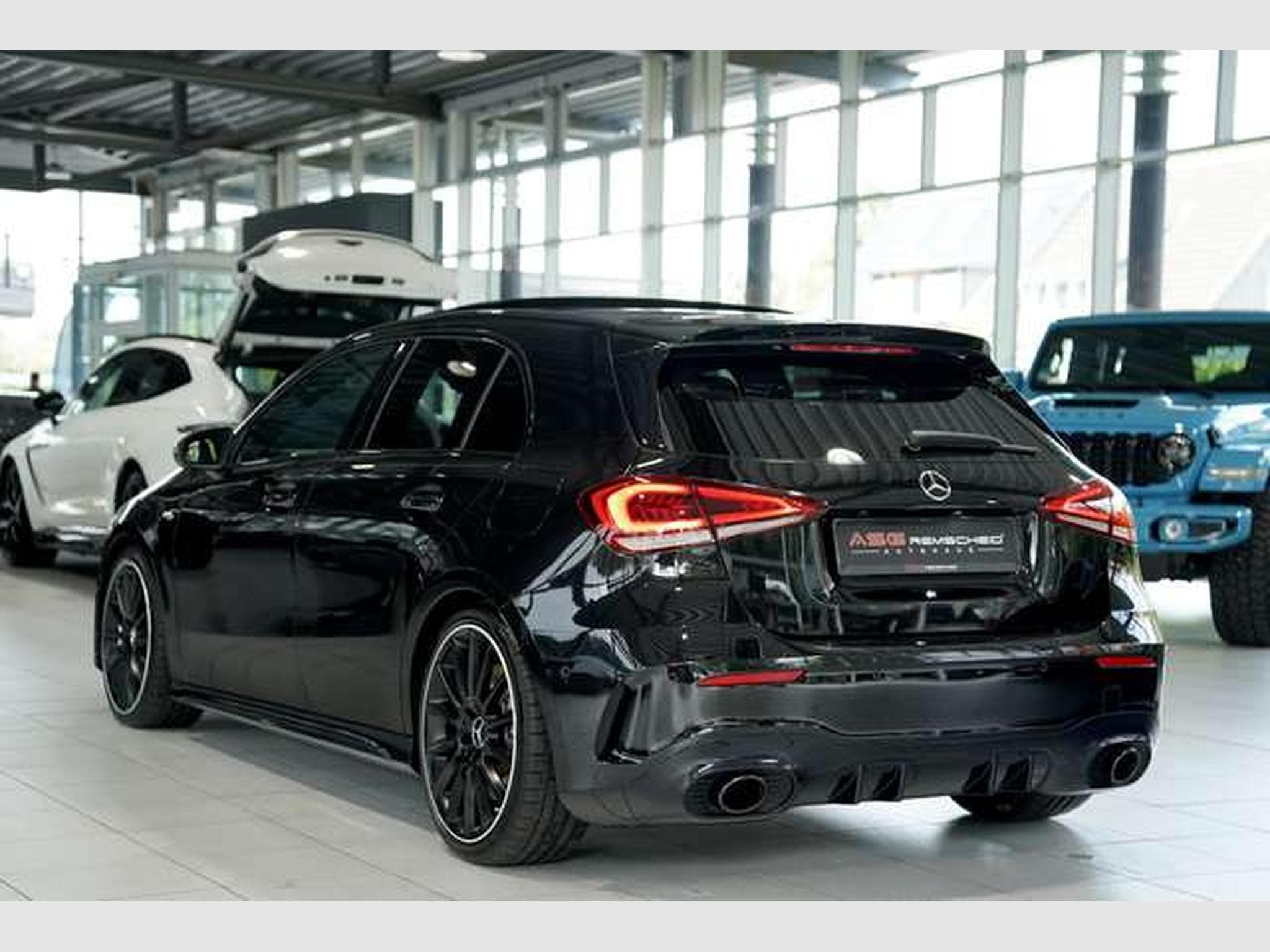 Mercedes A 35 AMG 4M *2.H *19 *Perf-Sitze *Pano *Night (2020) - Photo 9