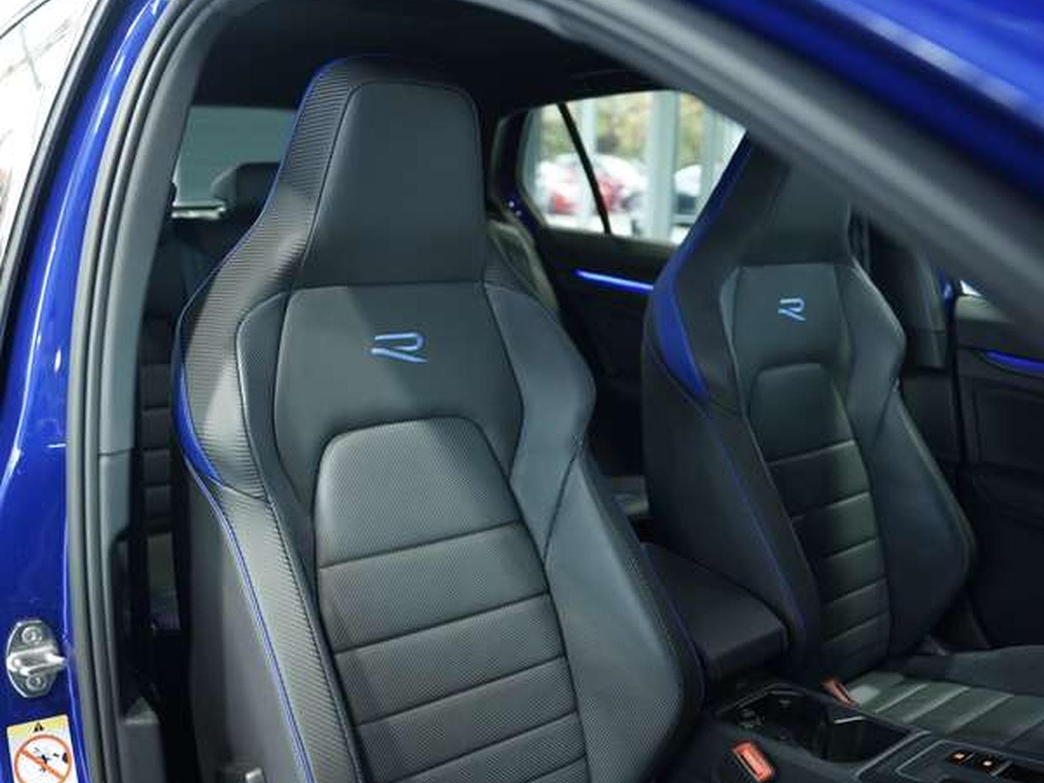 VW Golf R 4M Performance *2.H *19 *AKRA*H&K*Matrix (2021) - Photo 16