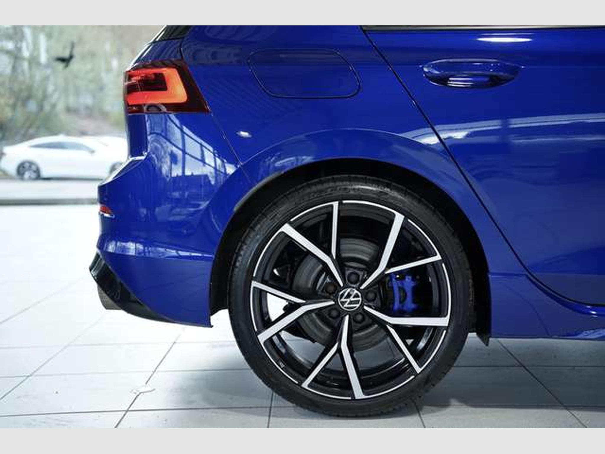 VW Golf R 4M Performance *2.H *19 *AKRA*H&K*Matrix (2021) - Photo 6