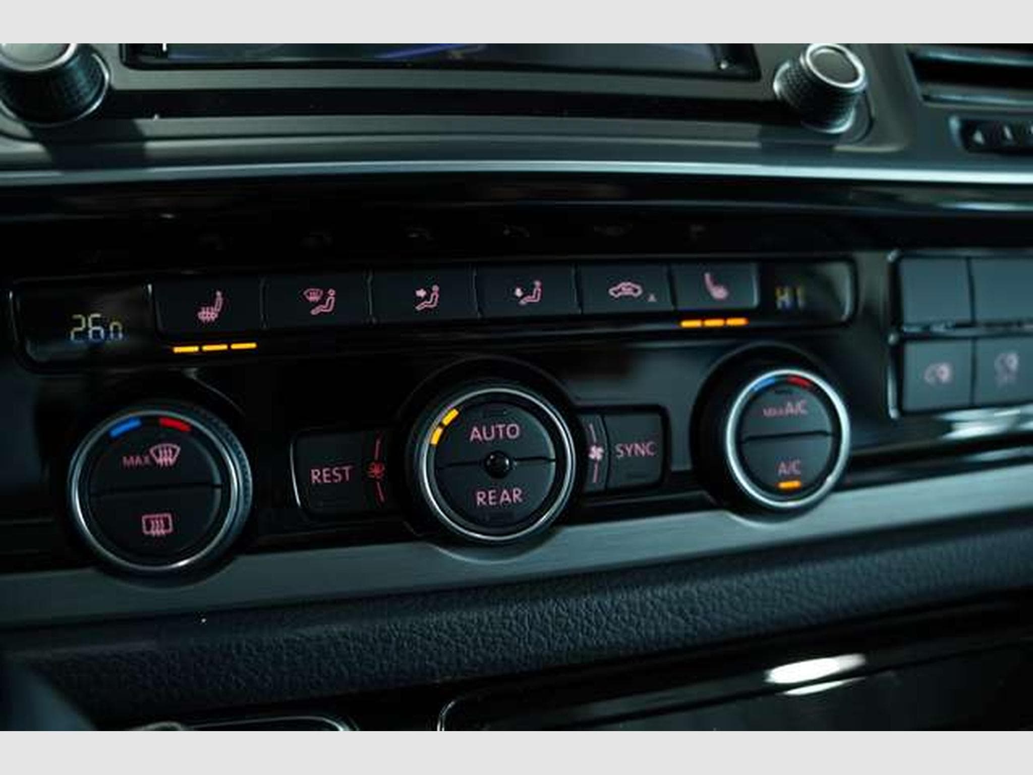 VW T6.1 Generation Six *1.H *ACC*AHK*7-Sitze (2018) - Photo 31