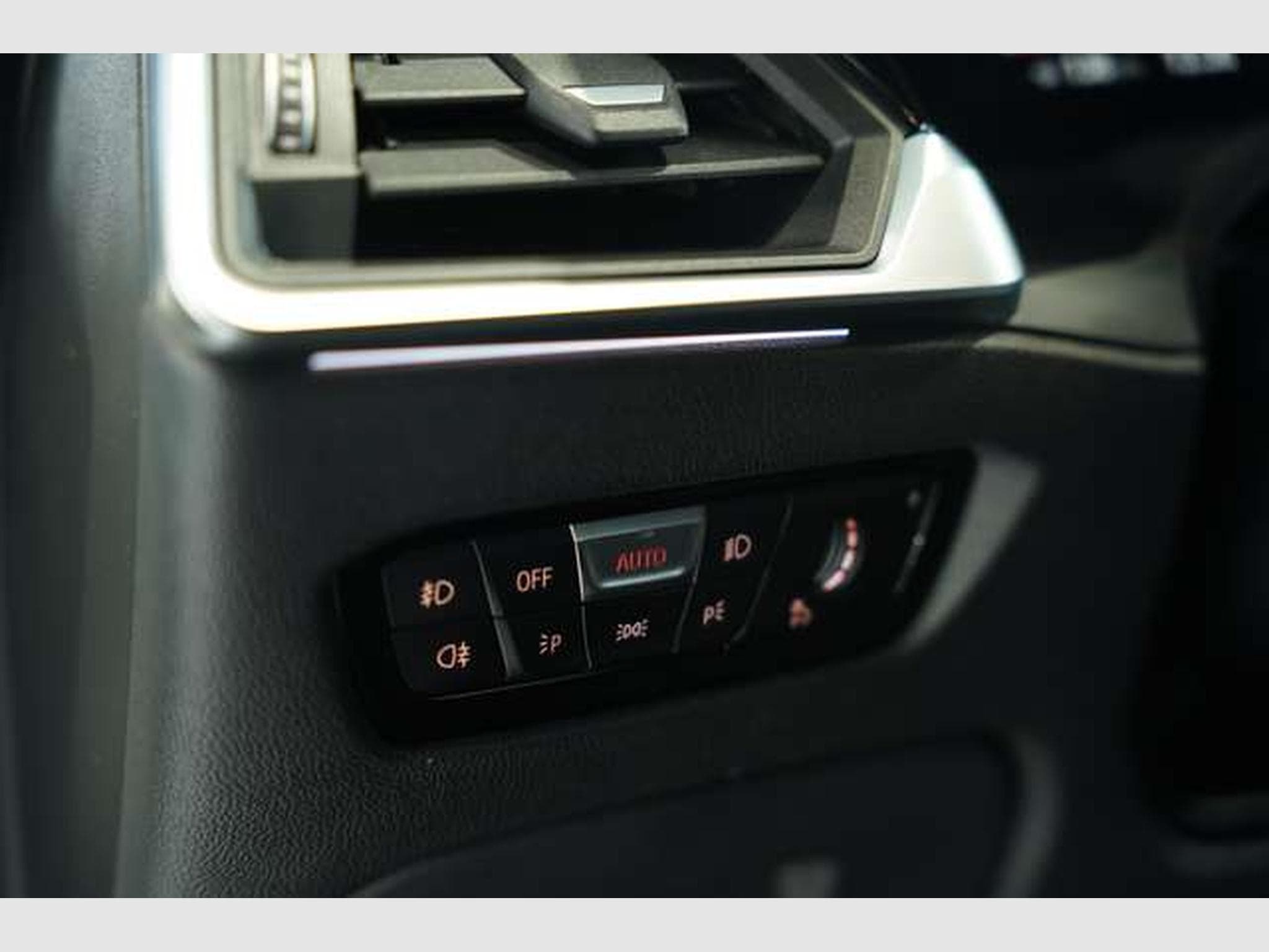 BMW 330 i M Sport *19Zoll *ACC *Business-Paket (2021) - Photo 30