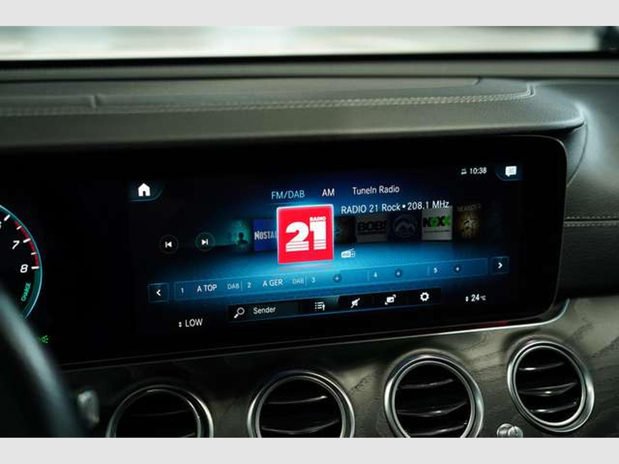 Mercedes E 300 e T AMG Line *Pano *BURM *Night (2021) - Foto 34
