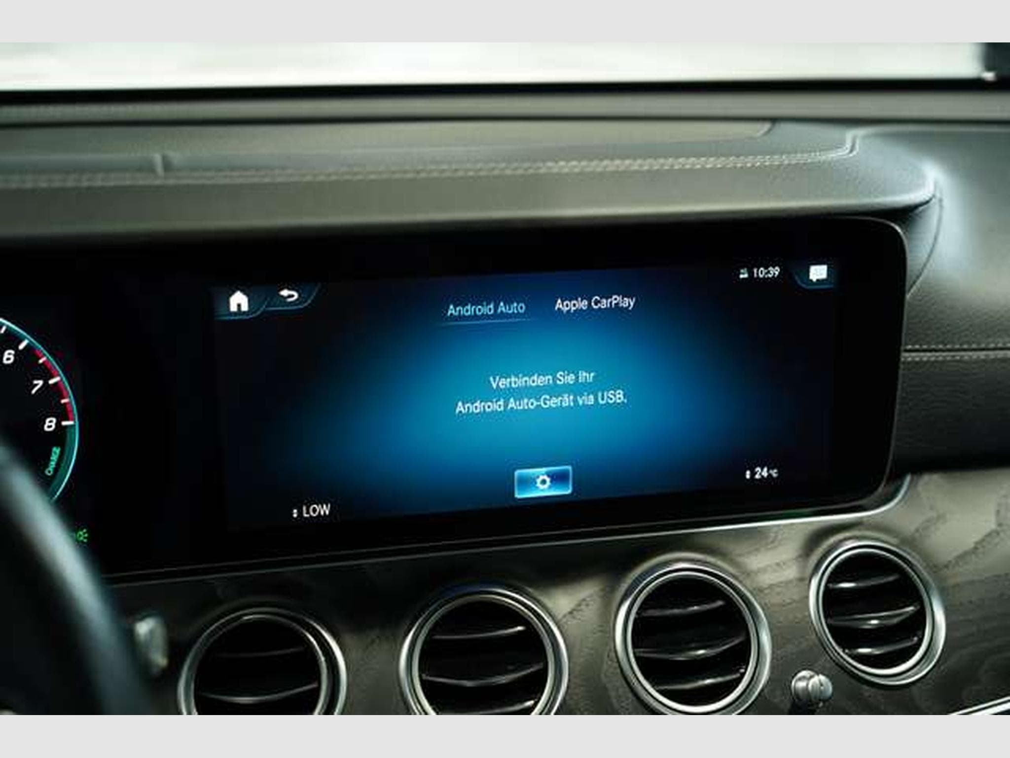 Mercedes E 300 e T AMG Line *Pano *BURM *Night (2021) - Foto 35