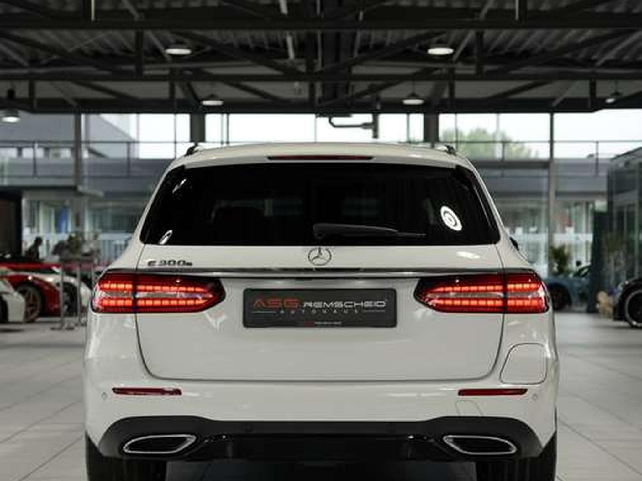 Mercedes E 300 e T AMG Line *Pano *BURM *Night (2021) - Foto 8