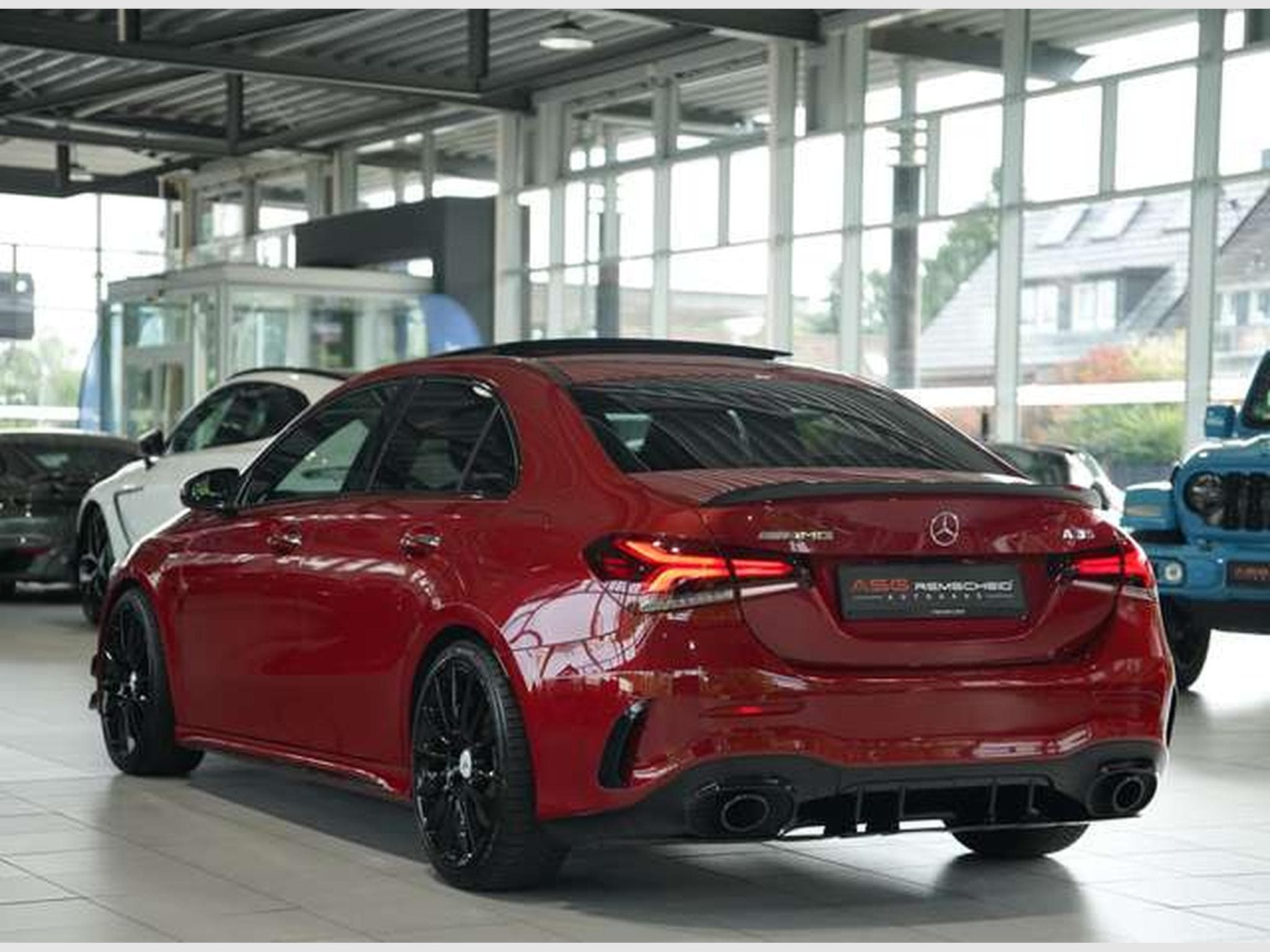 Mercedes A 35 AMG 4M Limousine *1.H *Aerody *Pano *Night (2021) - Foto 12