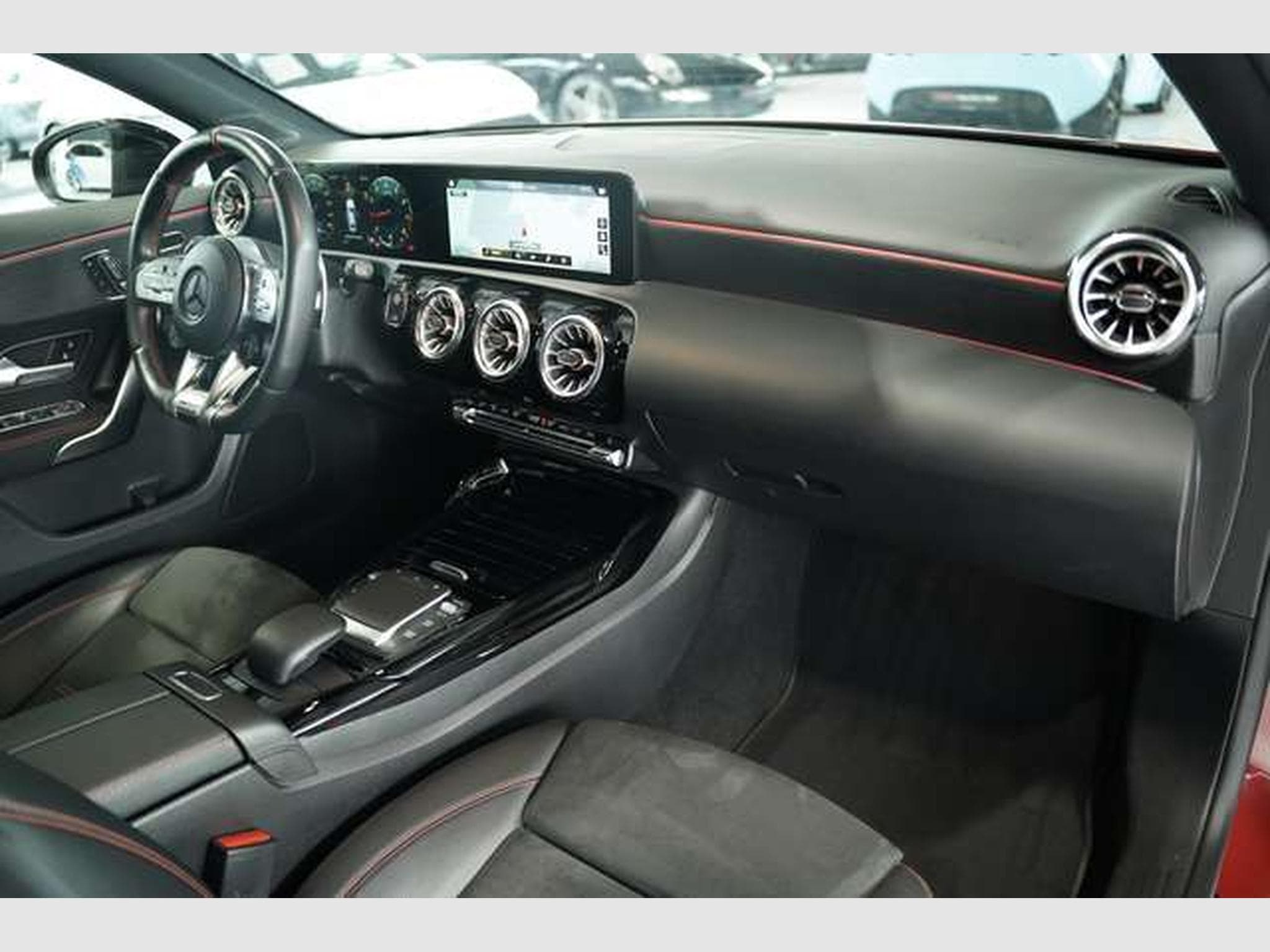 Mercedes A 35 AMG 4M Limousine *1.H *Aerody *Pano *Night (2021) - Foto 21