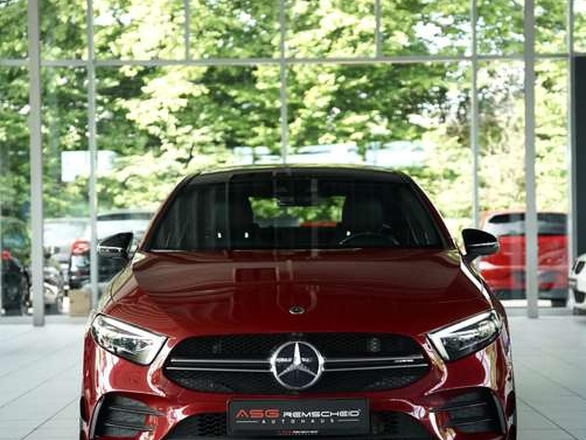 Mercedes A 35 AMG 4M Limousine *1.H *Aerody *Pano *Night (2021) - Foto 3