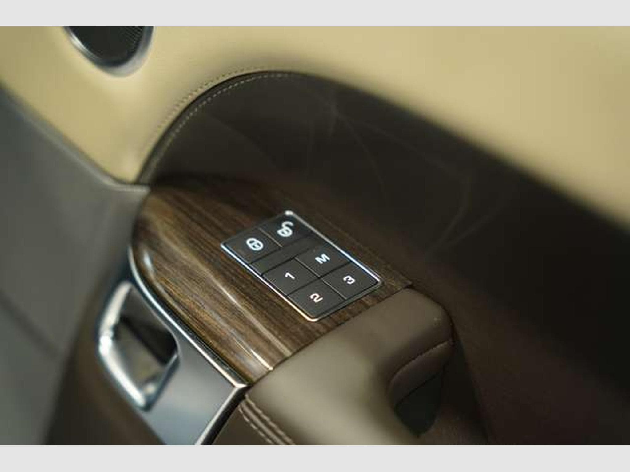 Land-Rover Range Rover Sport HSE *2.HD *Memory *H-UP *Kam (2018) - Photo 21