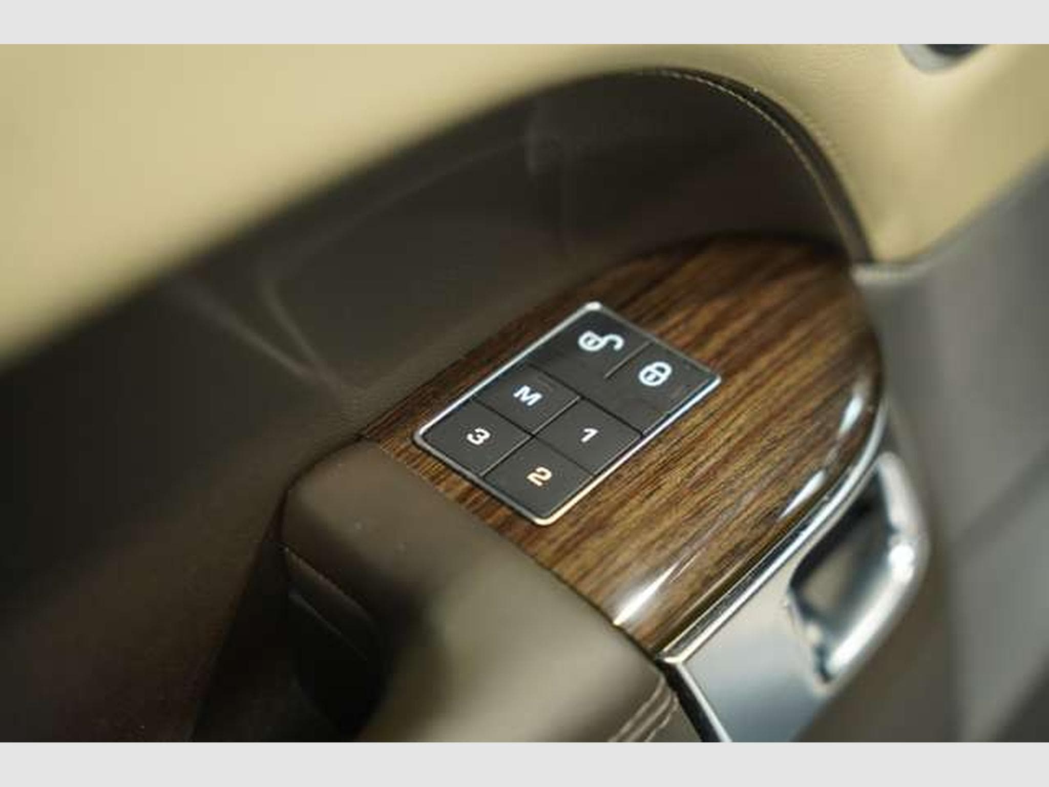 Land-Rover Range Rover Sport HSE *2.HD *Memory *H-UP *Kam (2018) - Photo 31