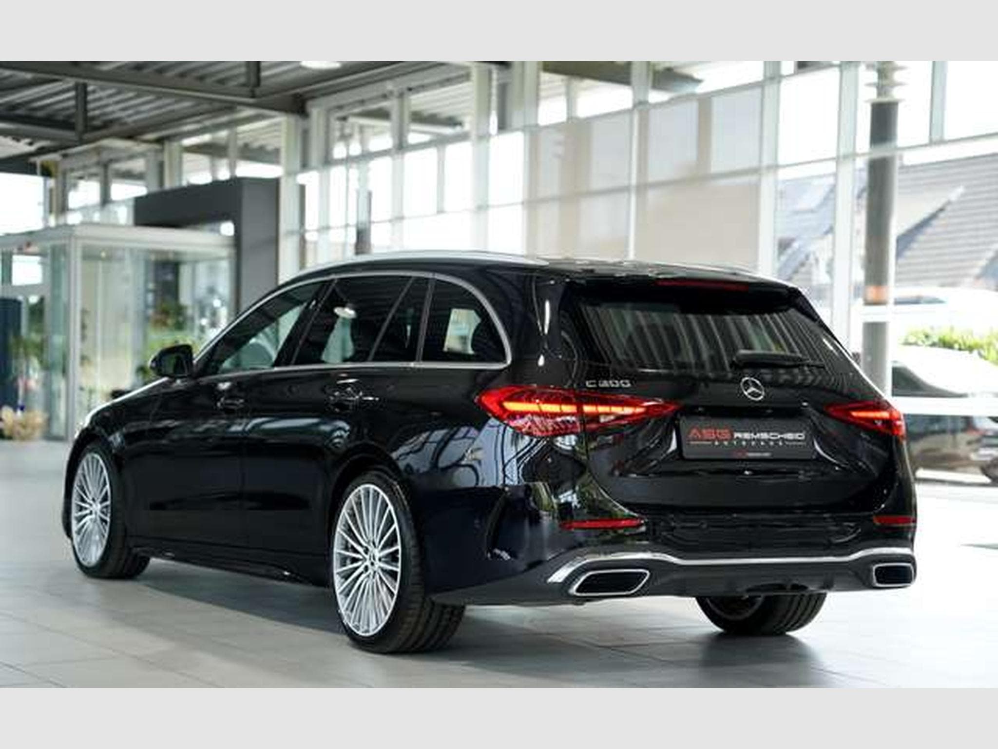 Mercedes C 200 T AMG Line *2.H *19 *Pano *AHK *Digital (2022) - Foto 10