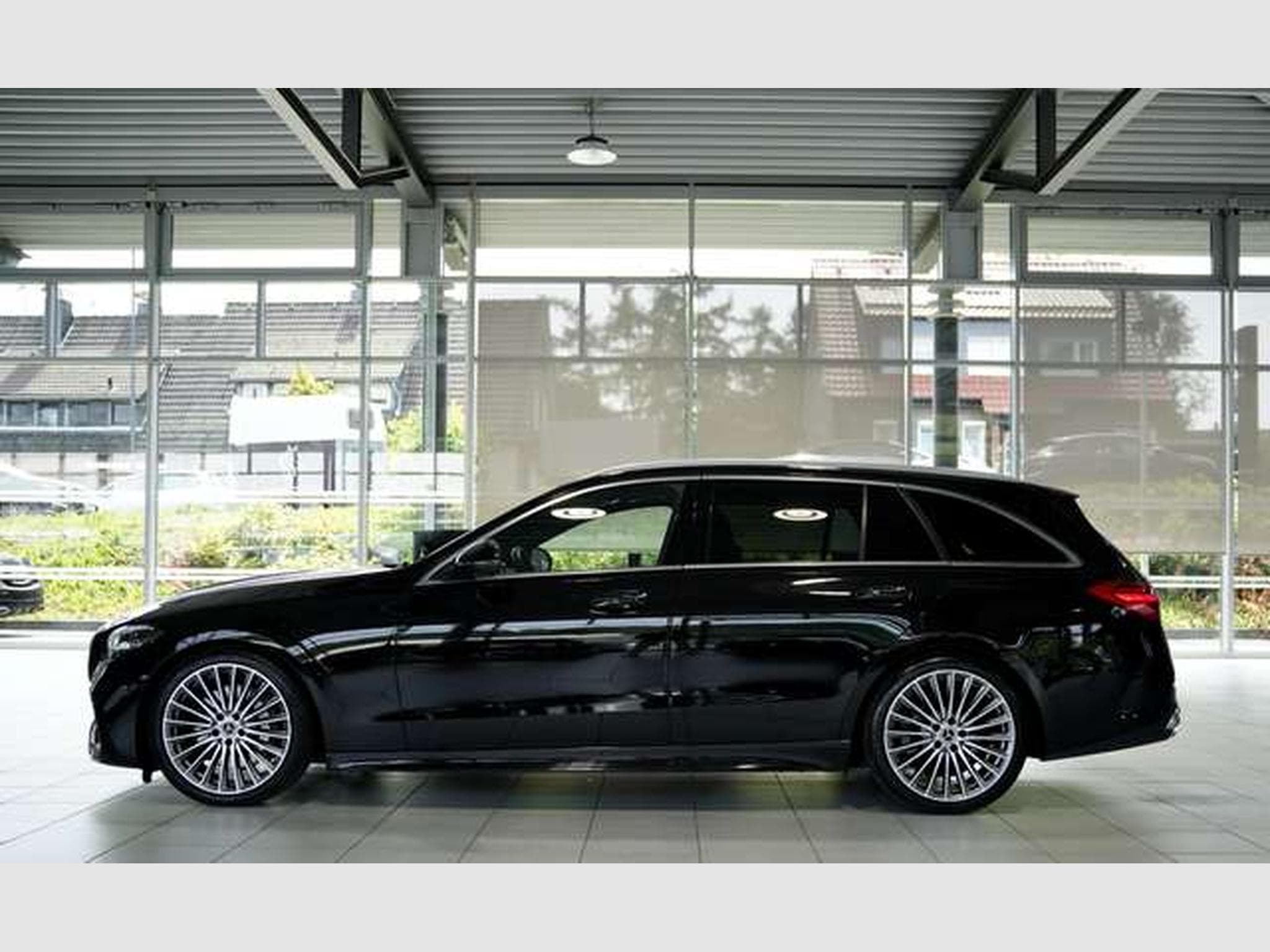 Mercedes C 200 T AMG Line *2.H *19 *Pano *AHK *Digital (2022) - Foto 11