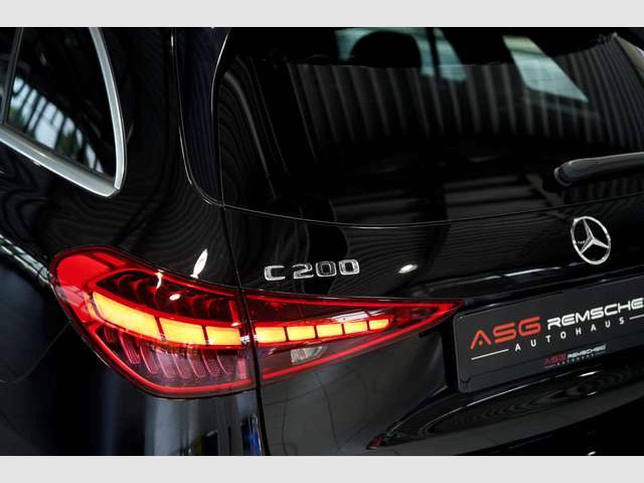 Mercedes C 200 T AMG Line *2.H *19 *Pano *AHK *Digital (2022) - Foto 15